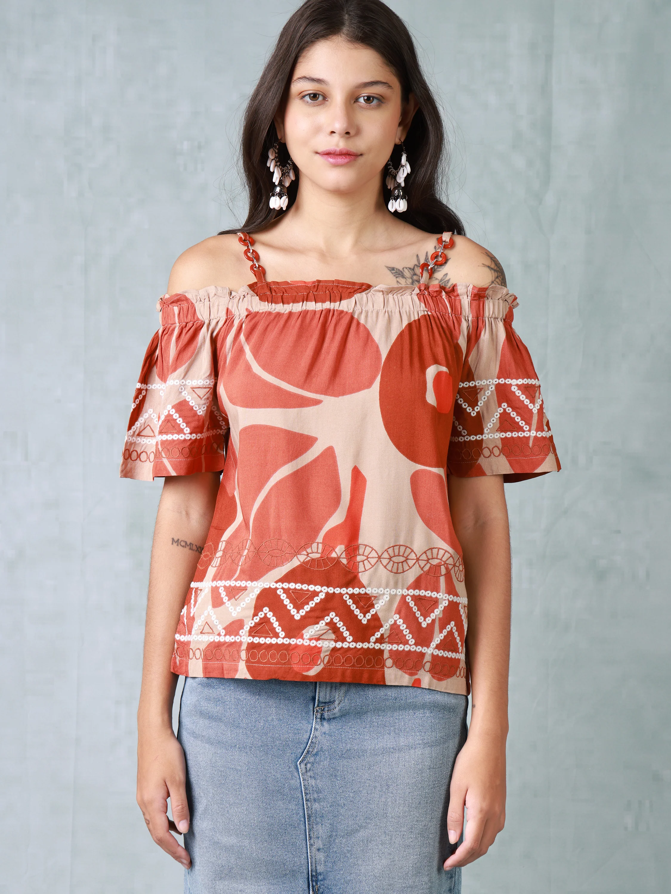Women Orange Printed Cold Shoulder Top - Image 5