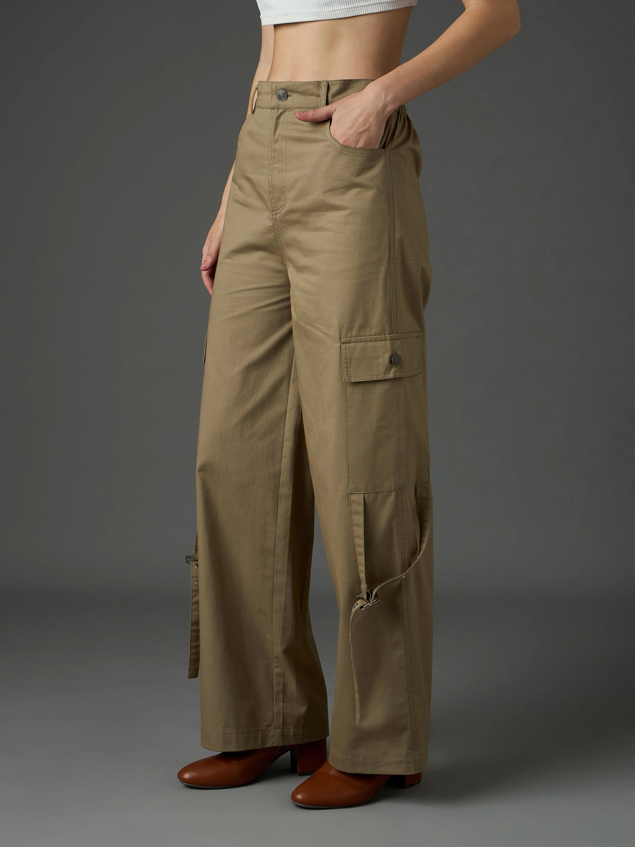 Women Pastel Olive Twill Pocket Loop Detail Cargo Pants - Image 3