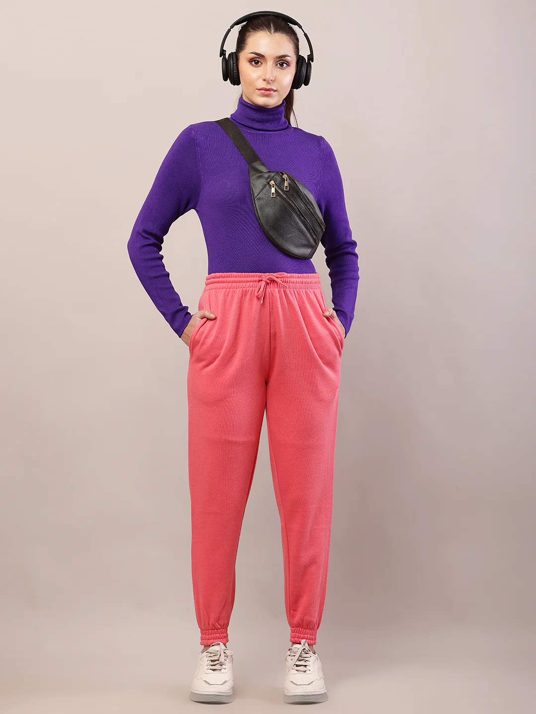 Women pink cotton high-rise regular fit joggers - Image 3