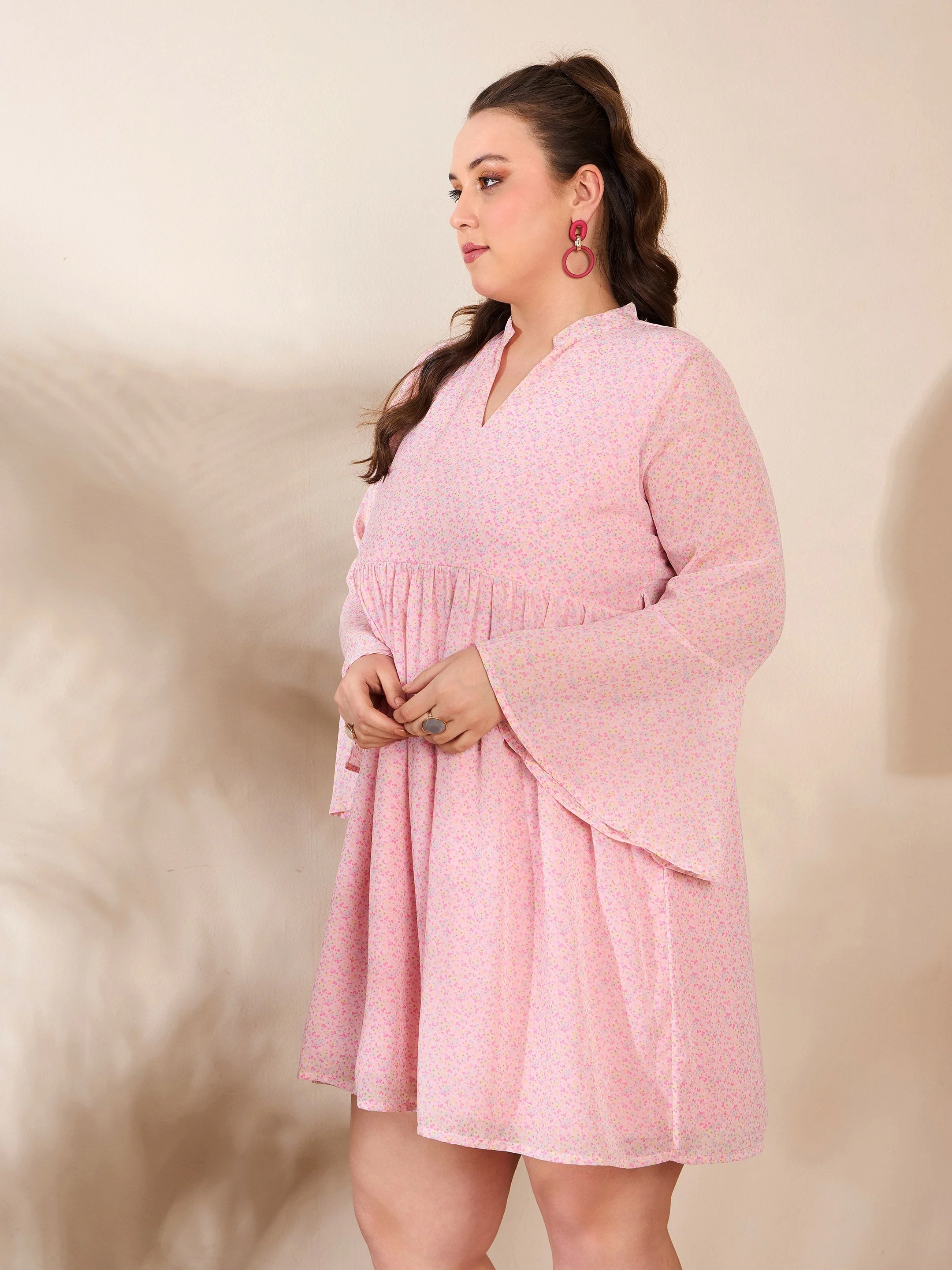Women Pink Ditsy Floral V Neck Knee Length Dress - Image 3