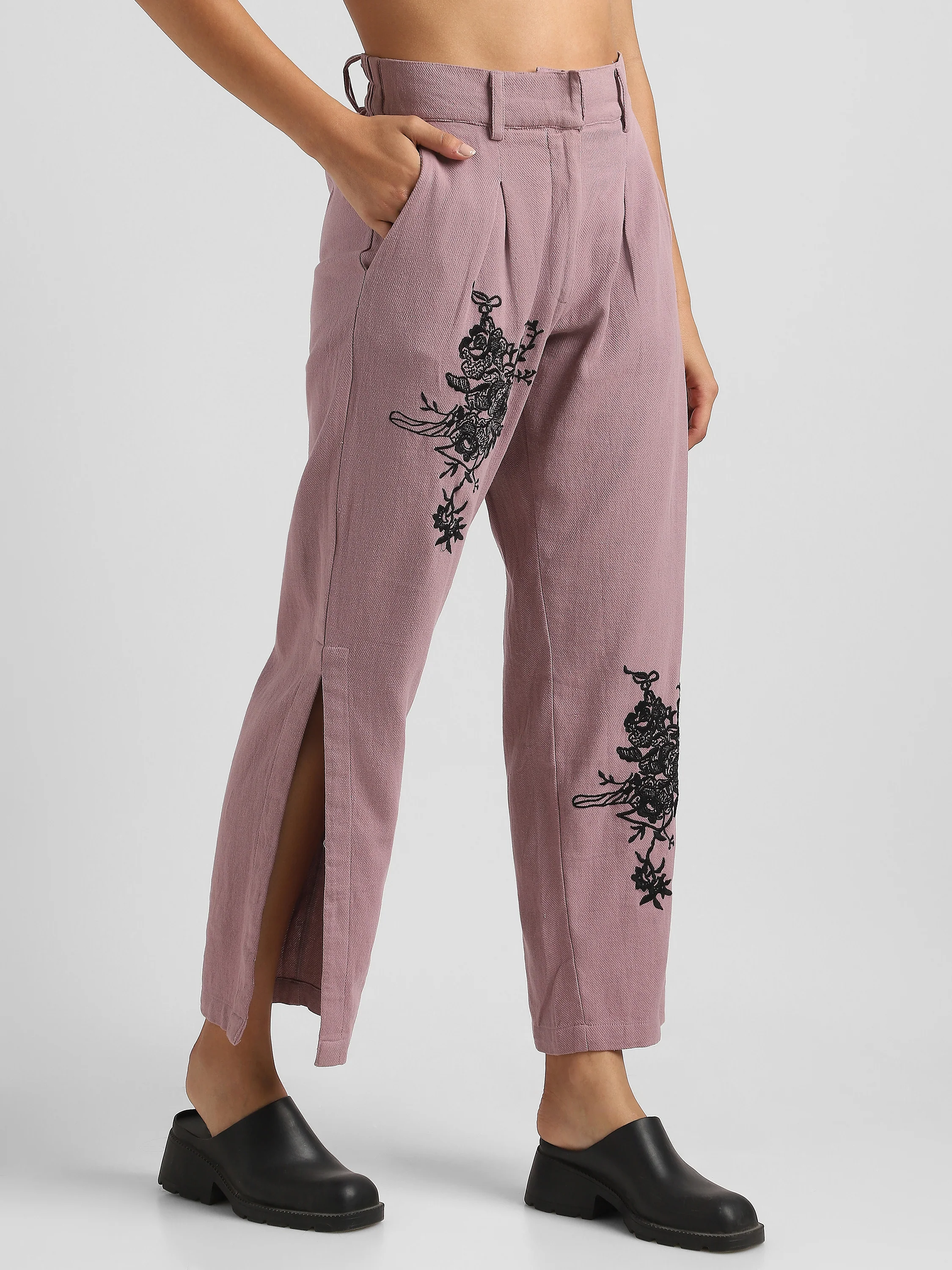 Women Pink Embroidered Pants with Slit - Image 4