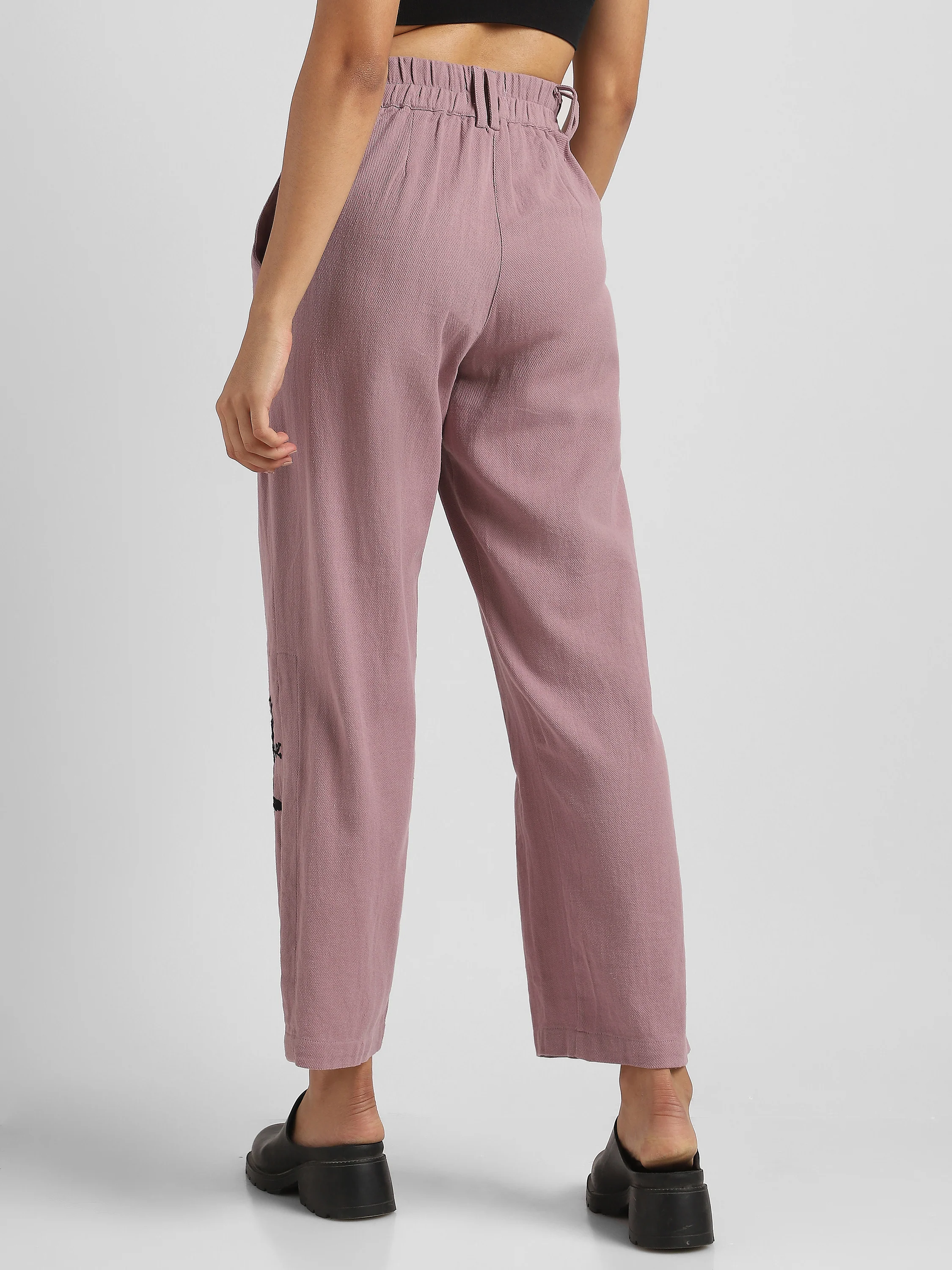 Women Pink Embroidered Pants with Slit - Image 5