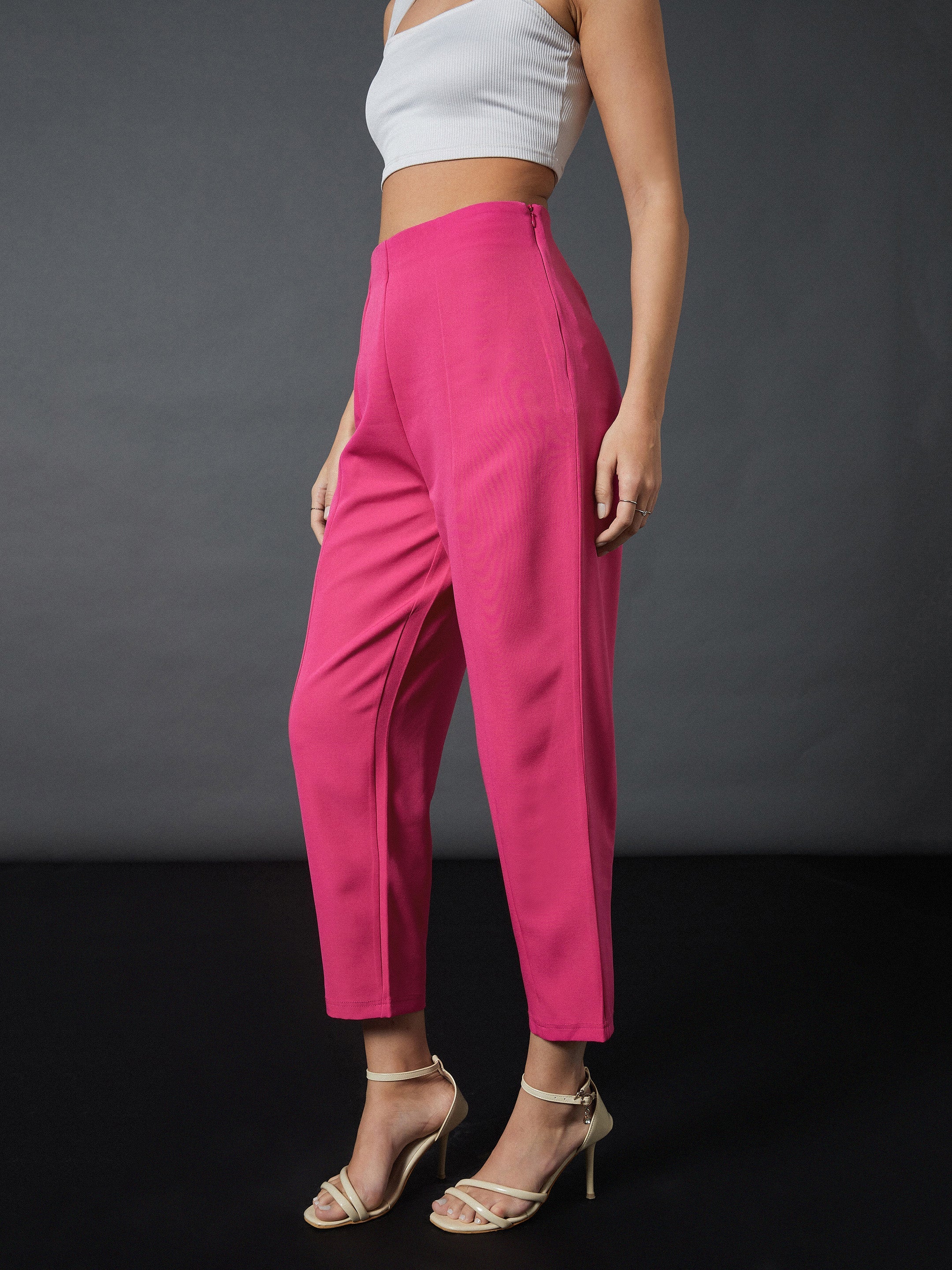 Women Pink Front Darted Balloon Fit Pants - Image 3