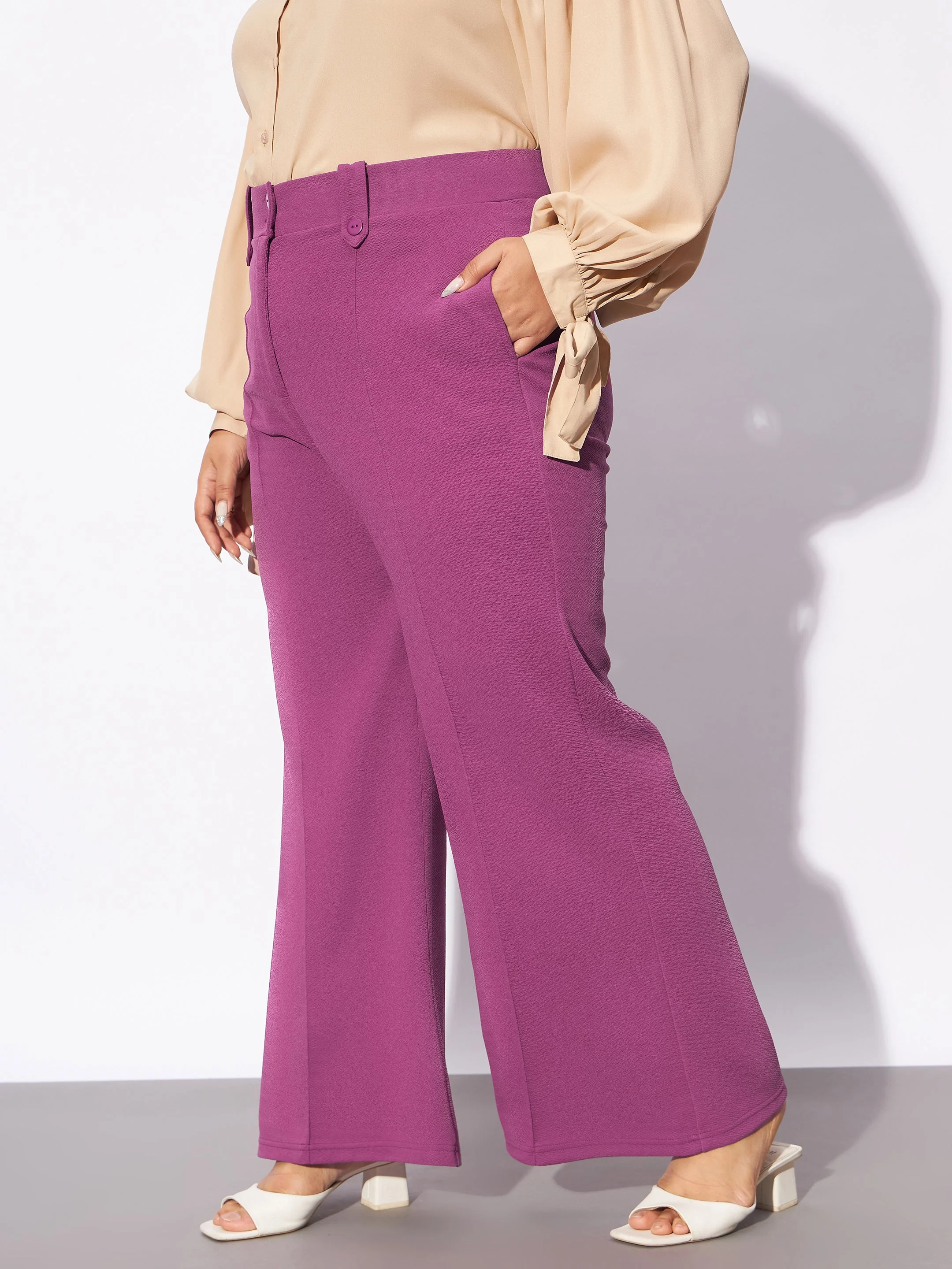 Women Pink Front Loop Detail Bell Bottom Pants - Image 3