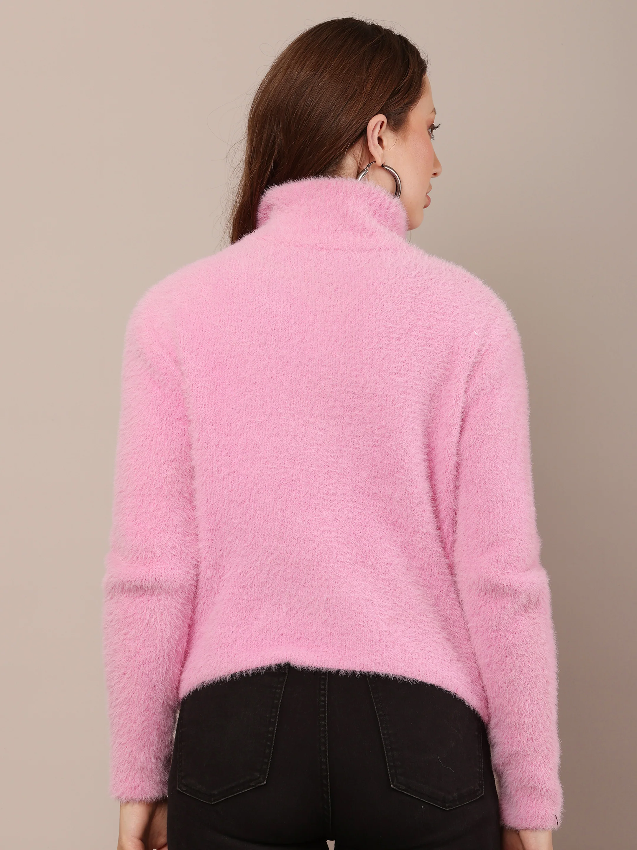 Women Pink Furr Sweatshirt - Image 4