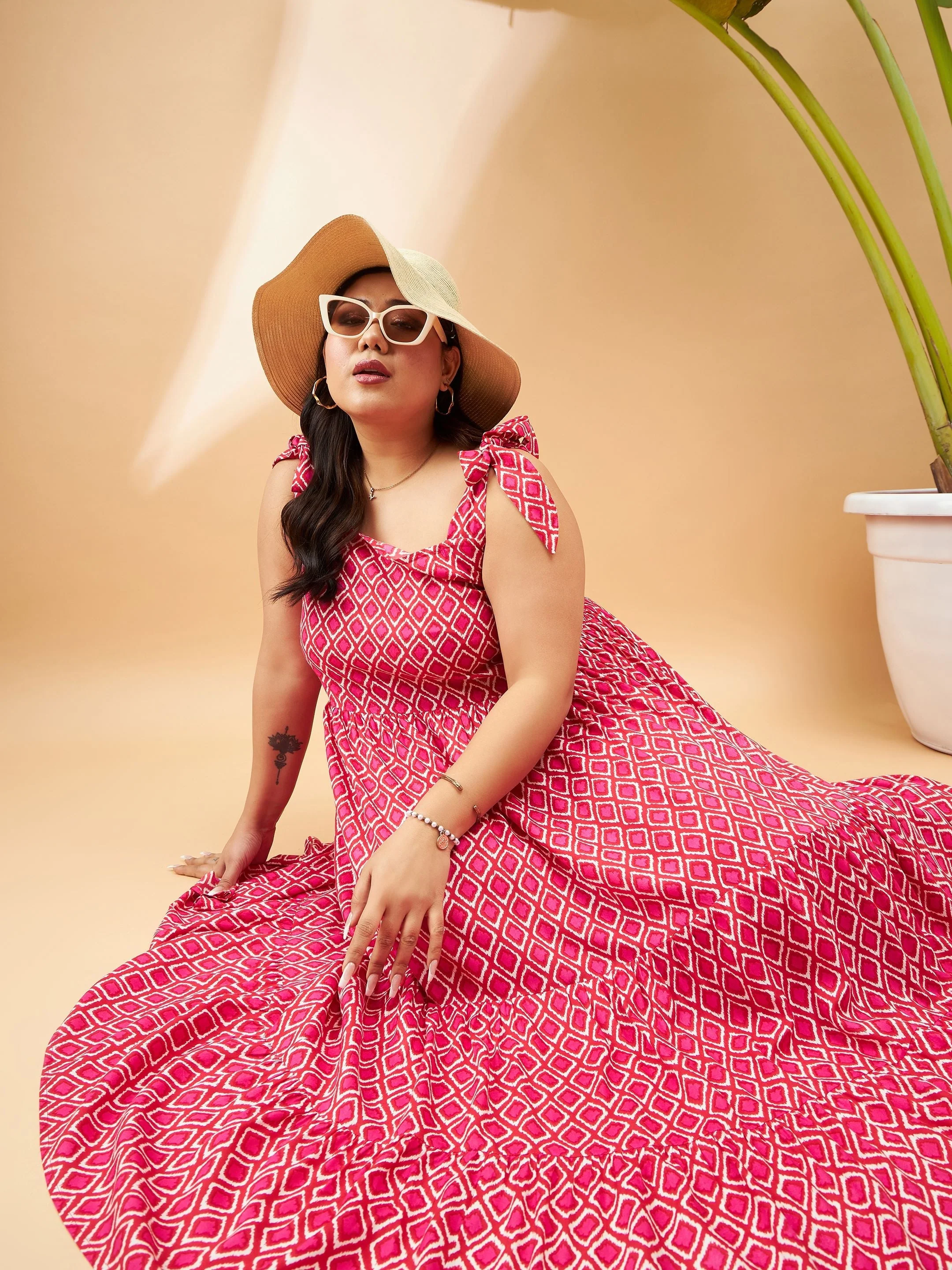 Women Pink Geometric Tie Up Tiered Dress - Image 2
