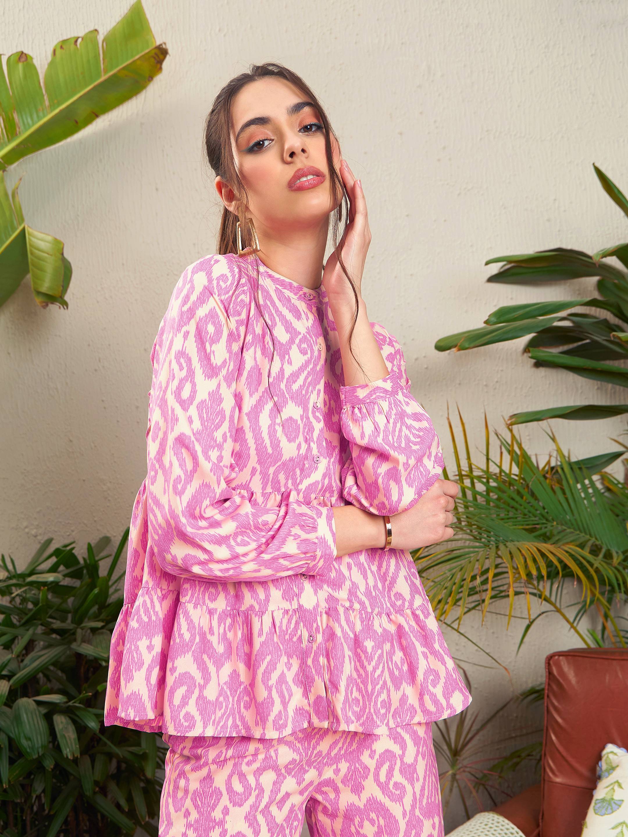 Women Pink Ikat Tiered Shirt With Palazzo Pants - Image 3