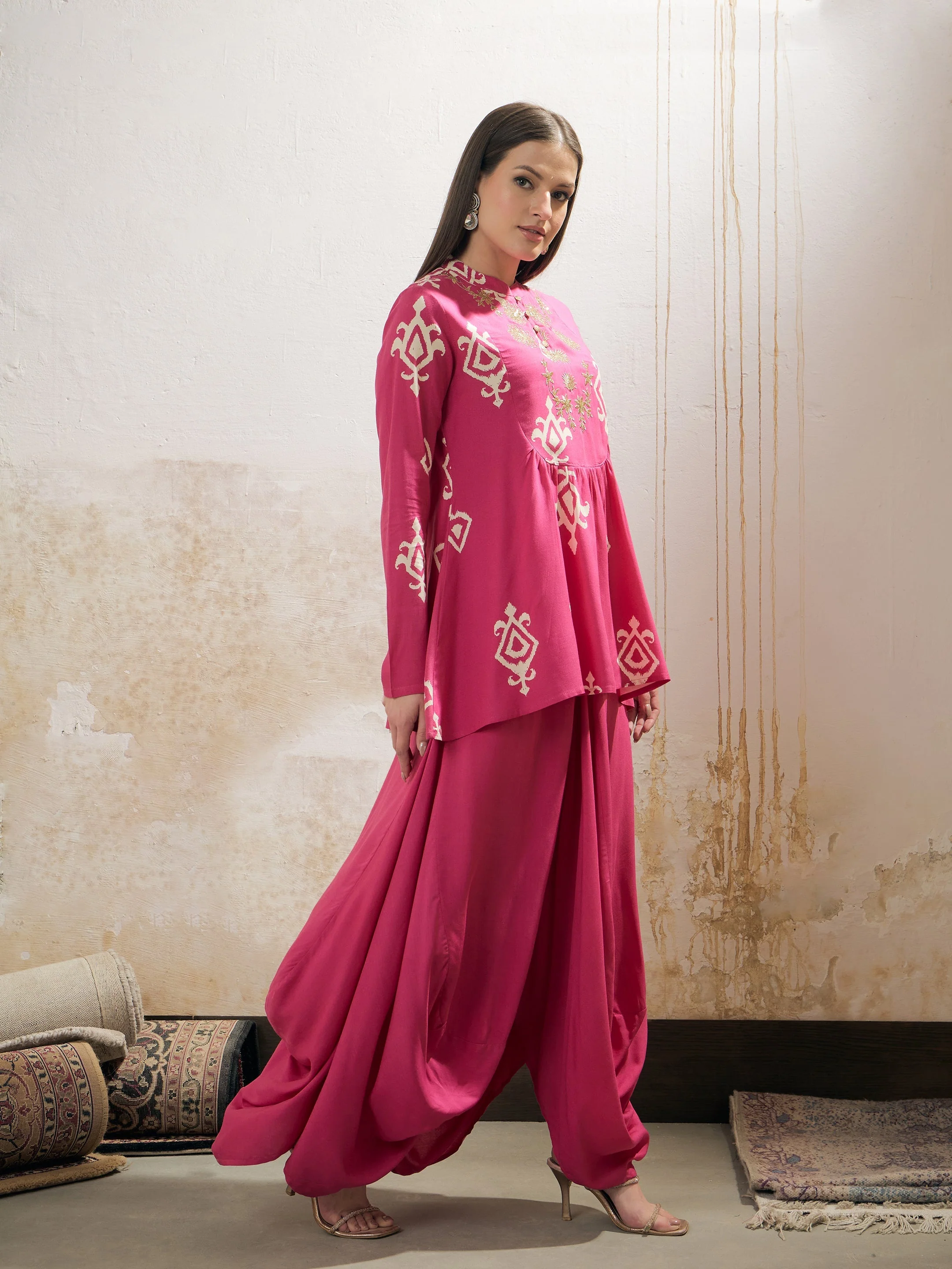 Women Pink Motif Embroidered Rayon Peplum Top With Solid Dhoti Skirt - Image 3