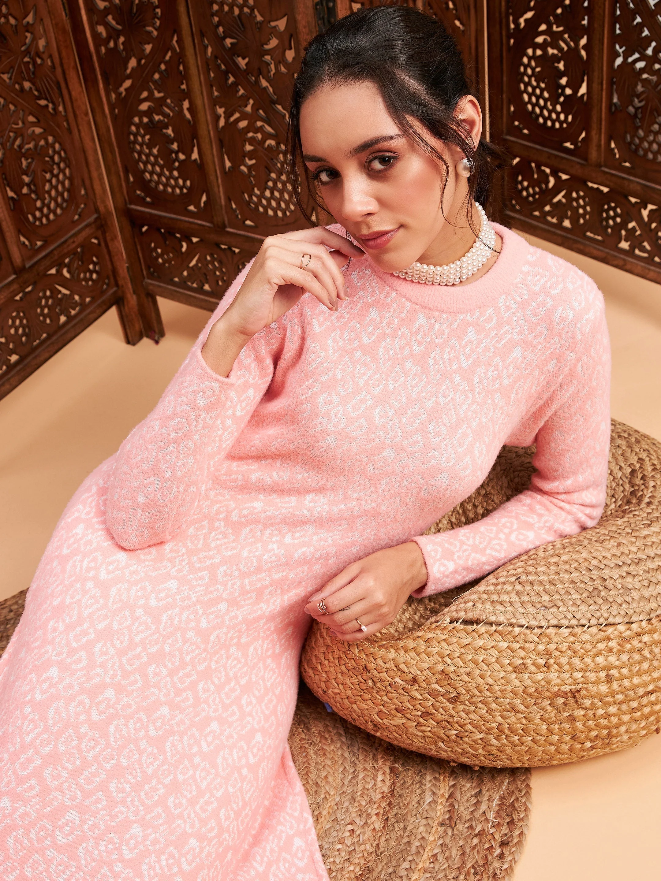 Women Pink & Off White Hair Wool Straight Kurta - Image 2