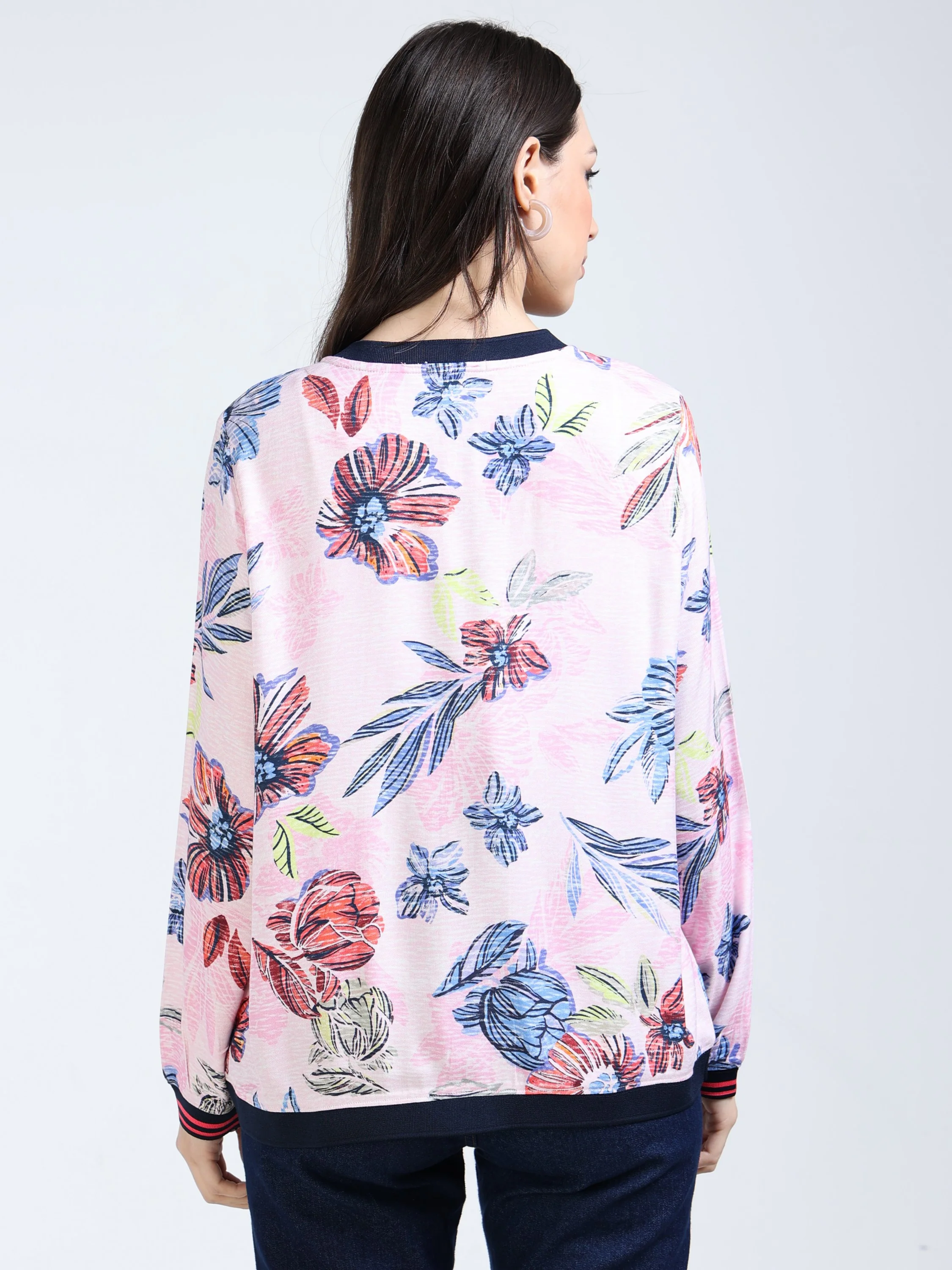 Women Pink Printed Relaxed Jacket - Image 5