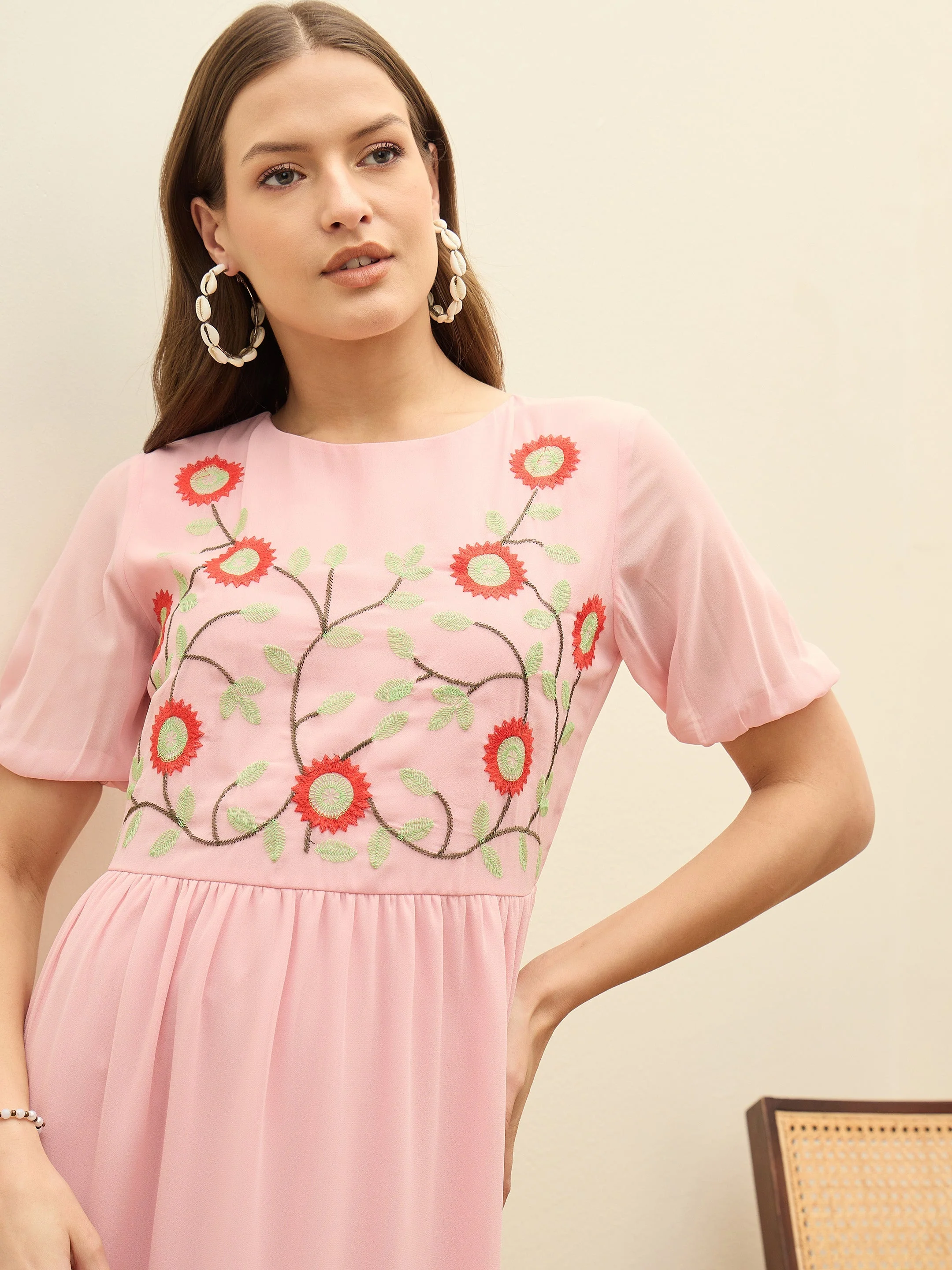 Women Pink Solid Tiered Maxi Dress - Image 4