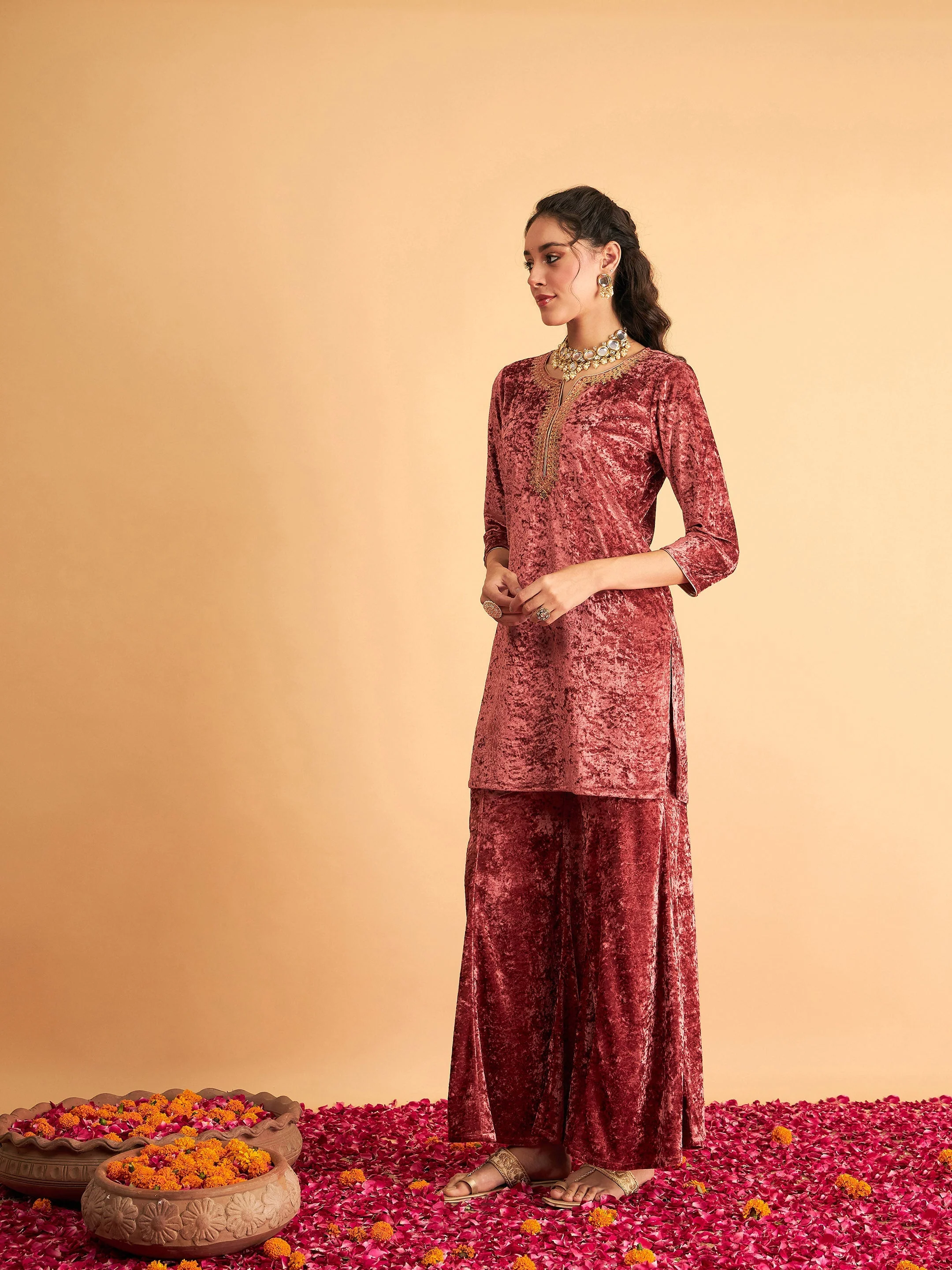 Women Pink Velvet Embroidered Short Kurta With Palazzos - Image 3