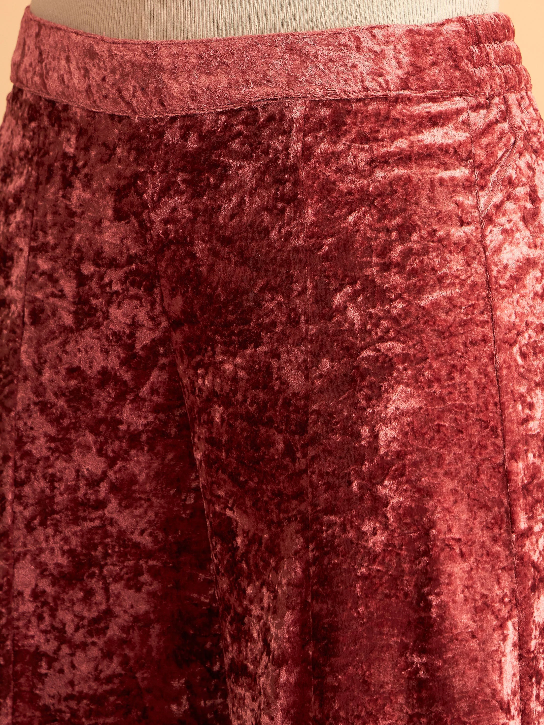 Women Pink Velvet Embroidered Short Kurta With Palazzos - Image 5