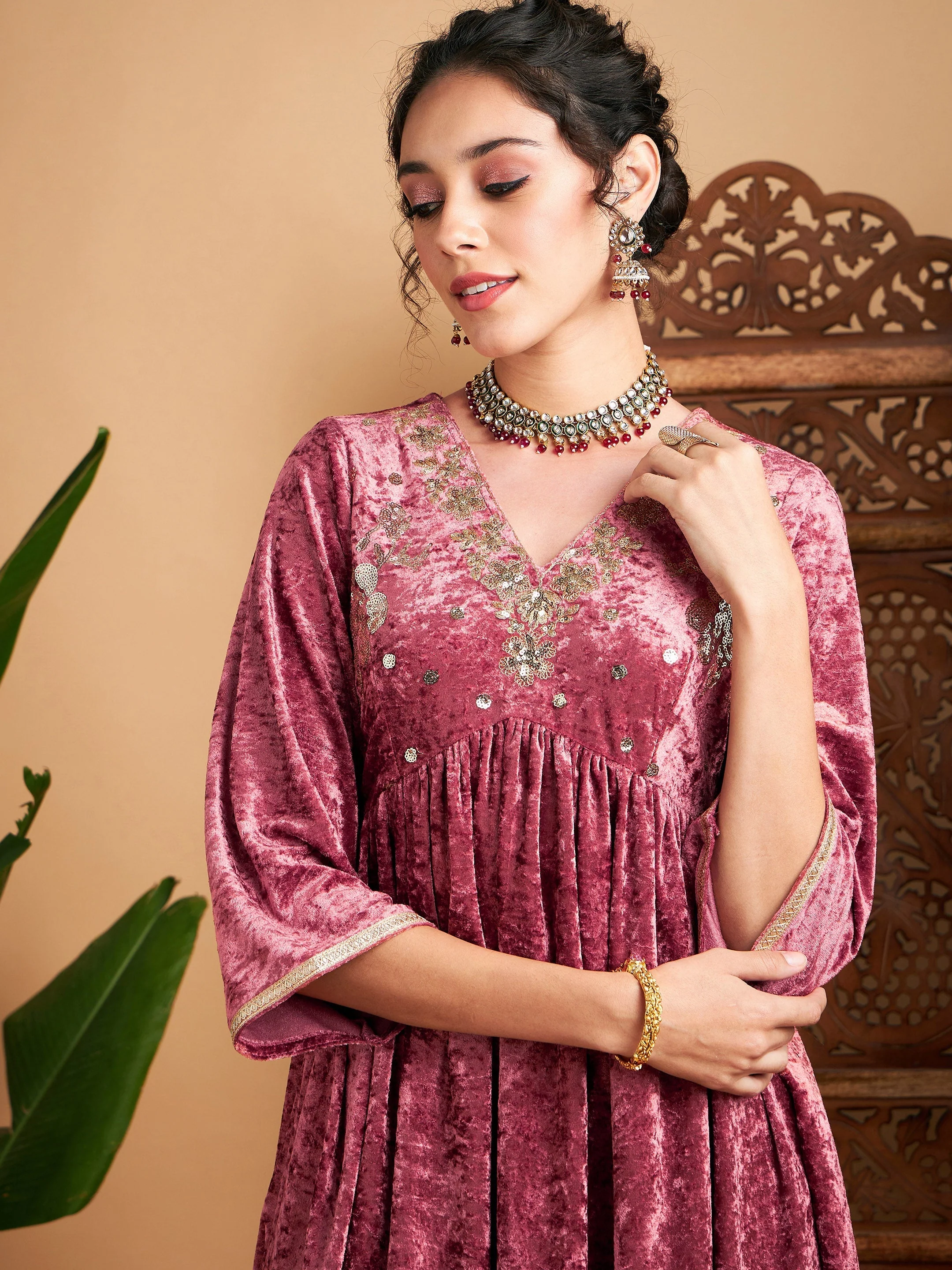 Women Pink Velvet Embroidered Top With Palazzos - Image 4