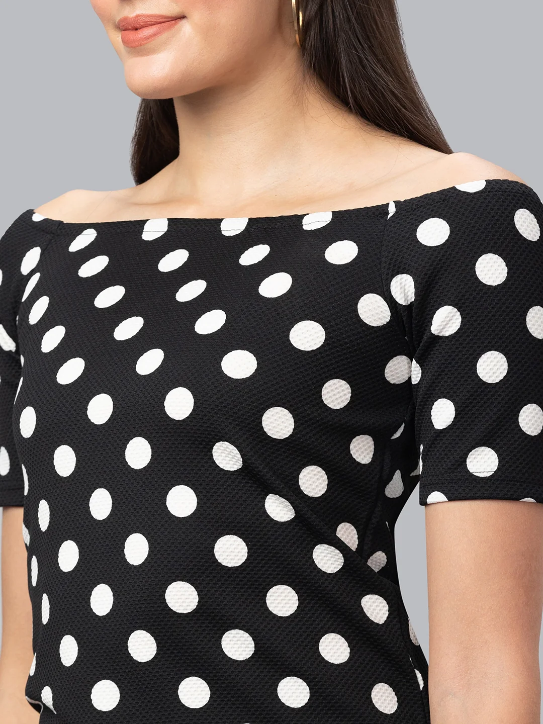 Women Polka Dot Off-Shoulder Top - Image 5
