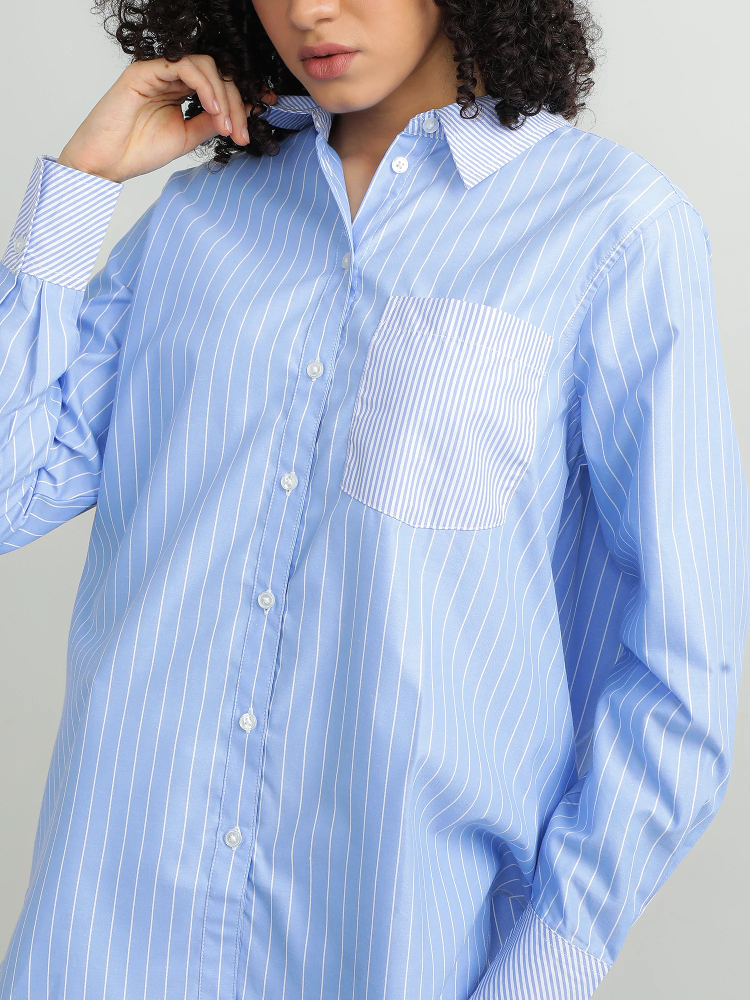 Women Polyester Blue Smart Shirt - Image 4