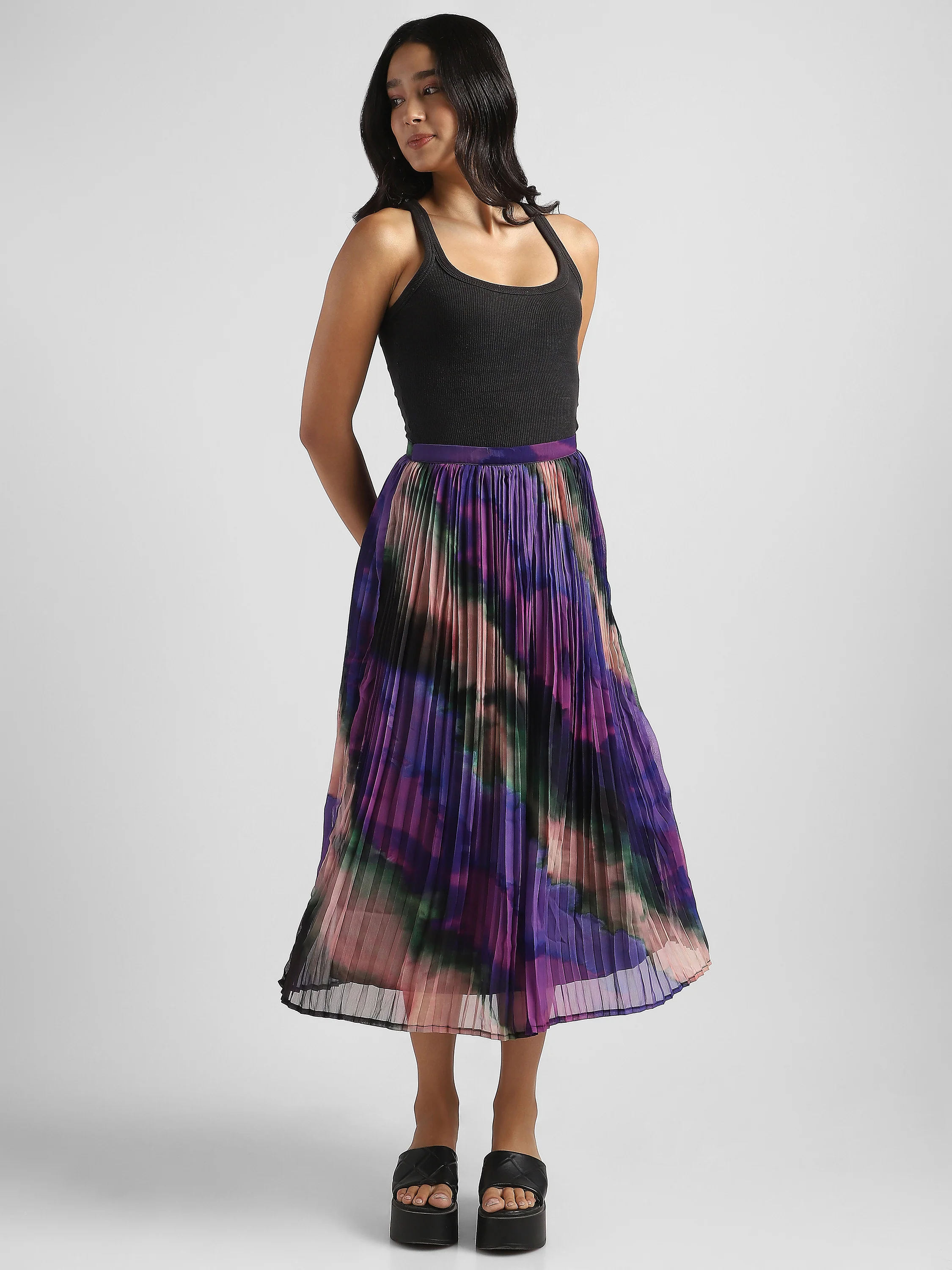 Women Printed Pleated Maxi Skirt - Image 2