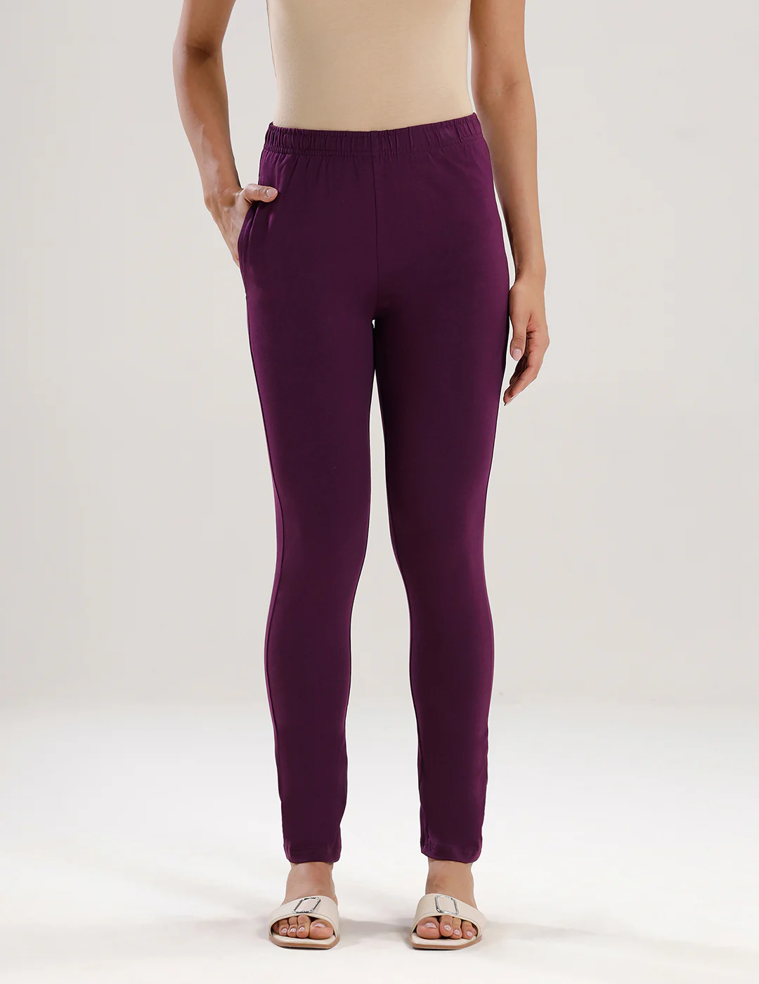 Women Purple Casual Pants - Image 2