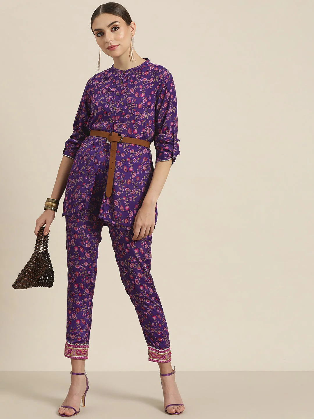 Women Purple Floral Pencil Pants - Image 2