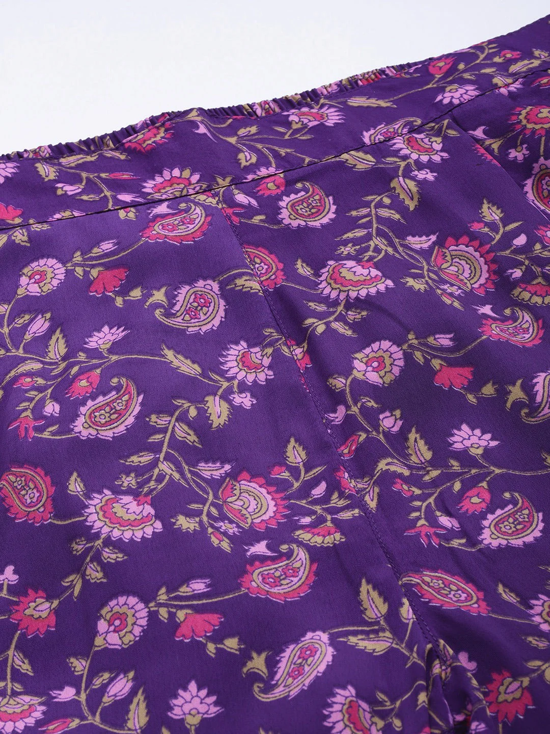 Women Purple Floral Pencil Pants - Image 5