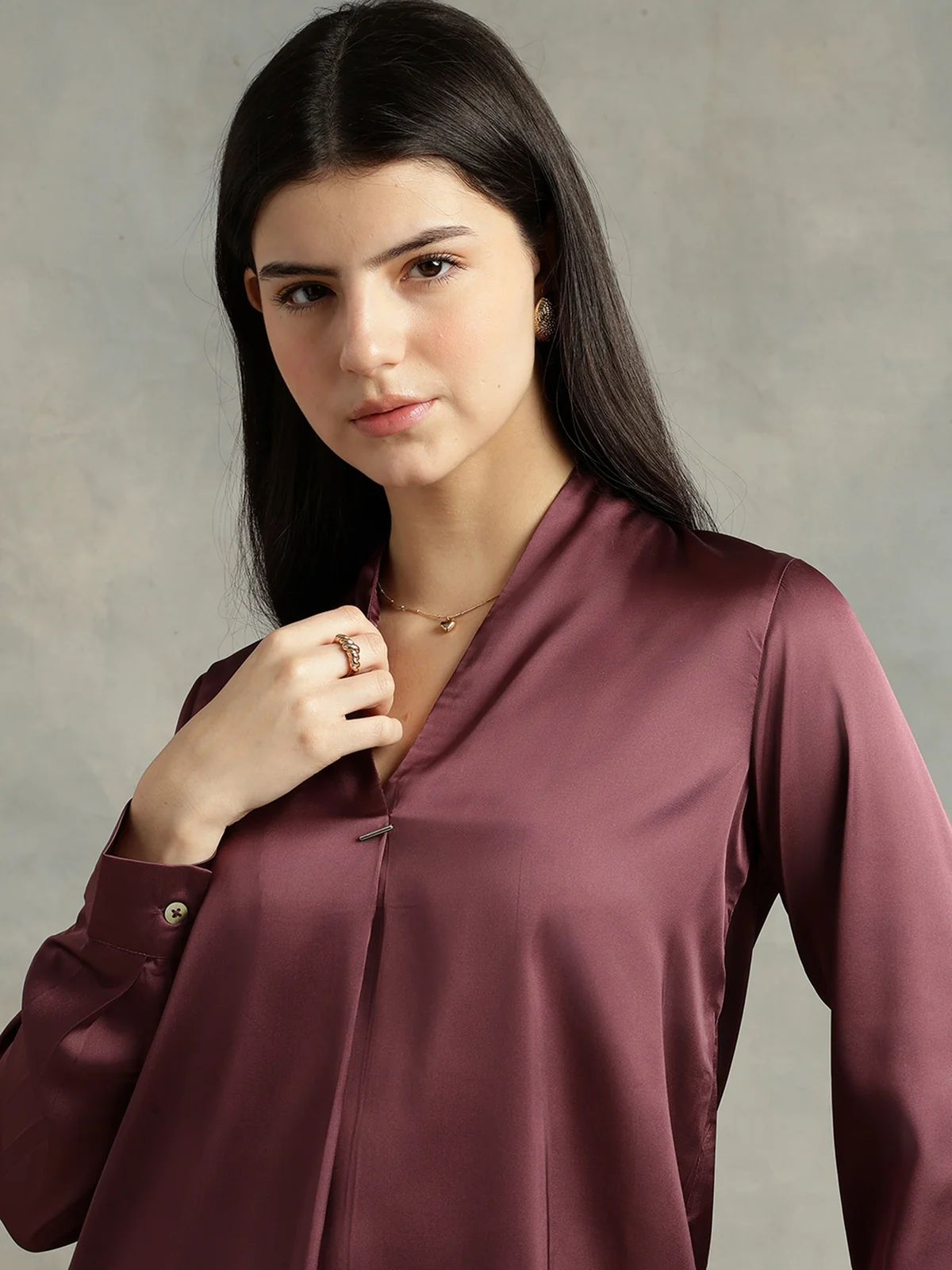 Women Purple Satin V-Neck Top - Image 4