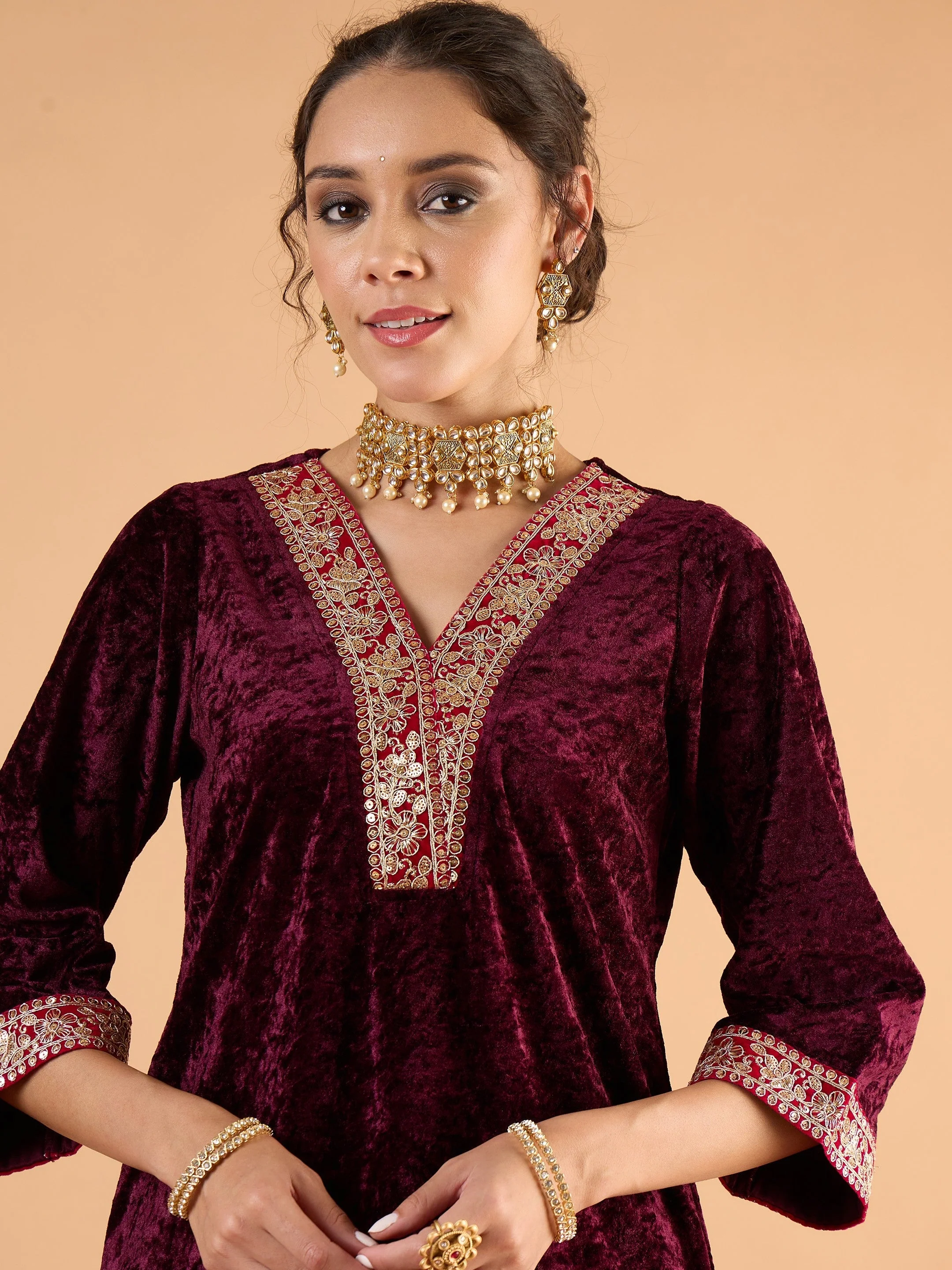 Women Purple Velvet Embroidered Short Kurta With Straight Pants - Image 2