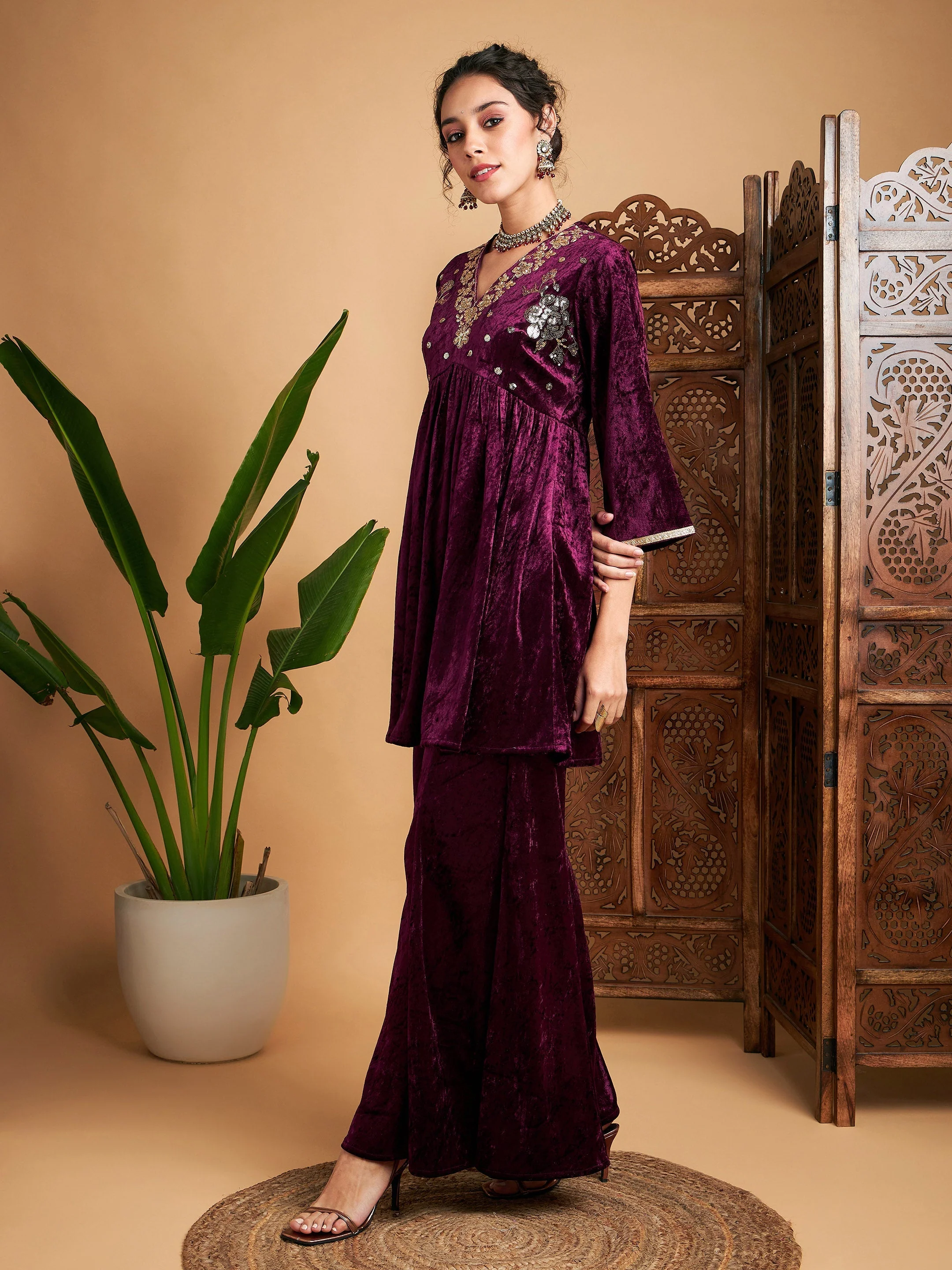 Women Purple Velvet Embroidered Top With Palazzos - Image 3