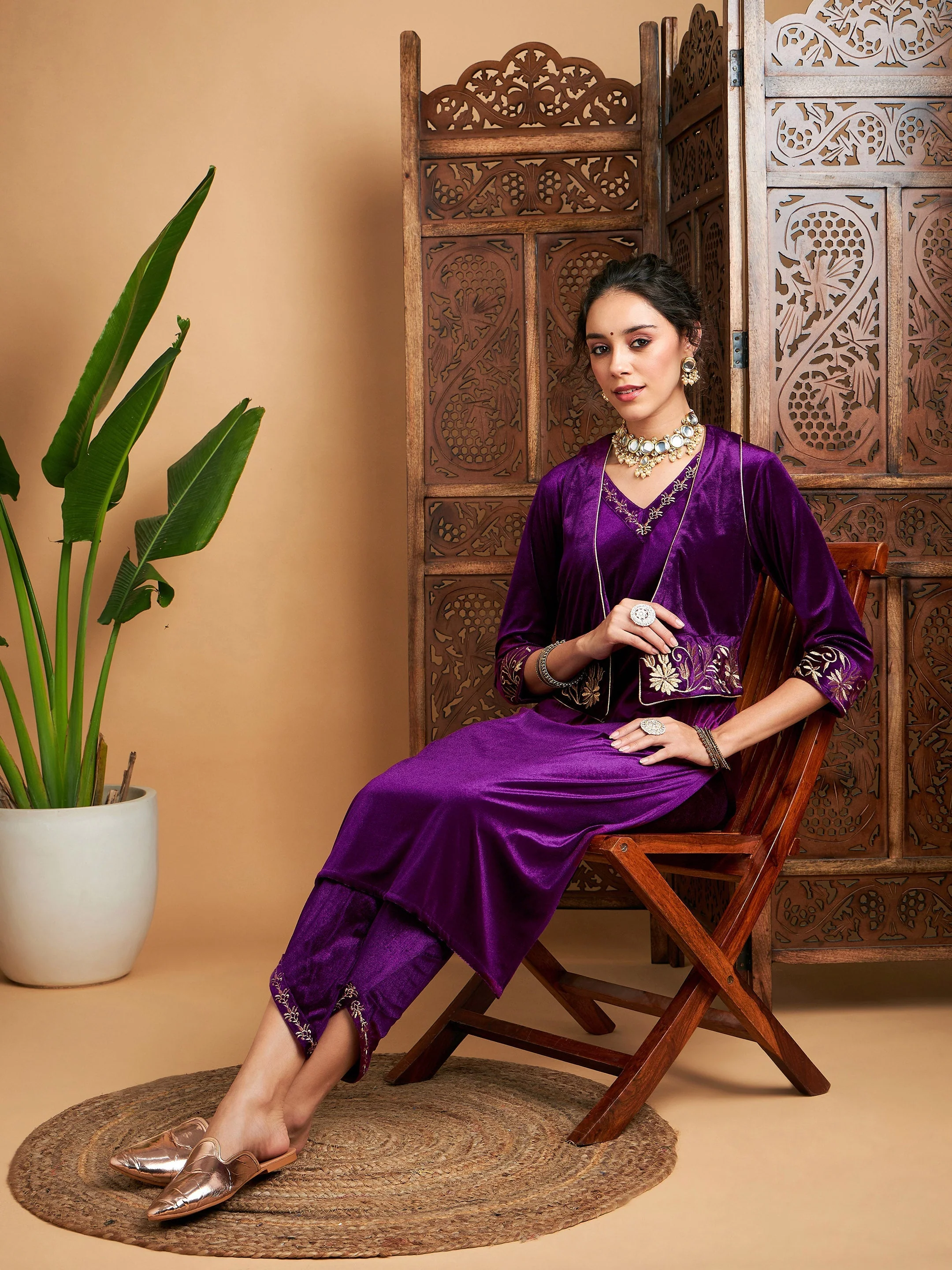 Women Purple Zari Velvet Straight Kurta Set With WaistCoat - Image 2
