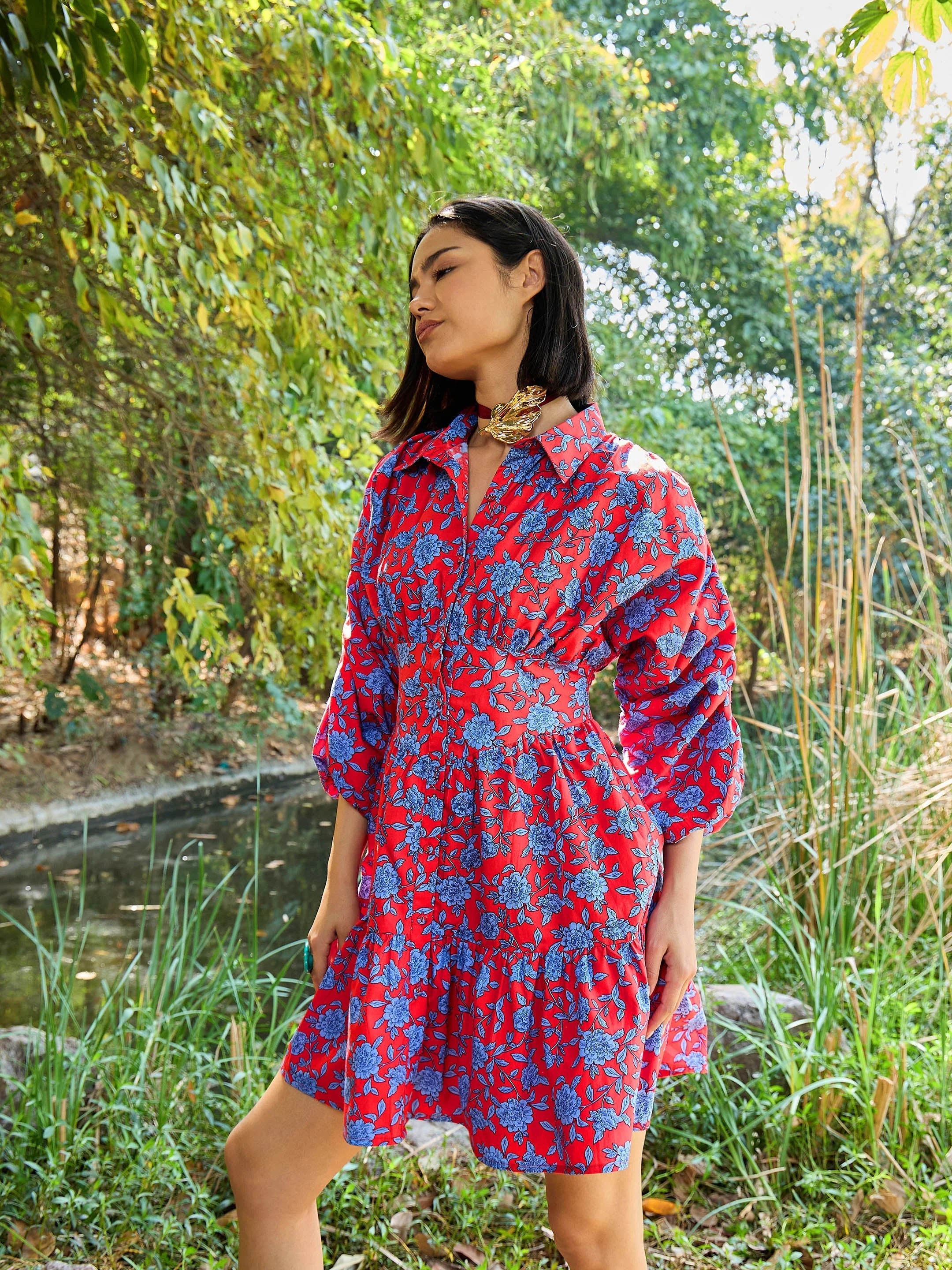 Women Red & Blue Floral Ruched Sleeves Short Dress - Image 2
