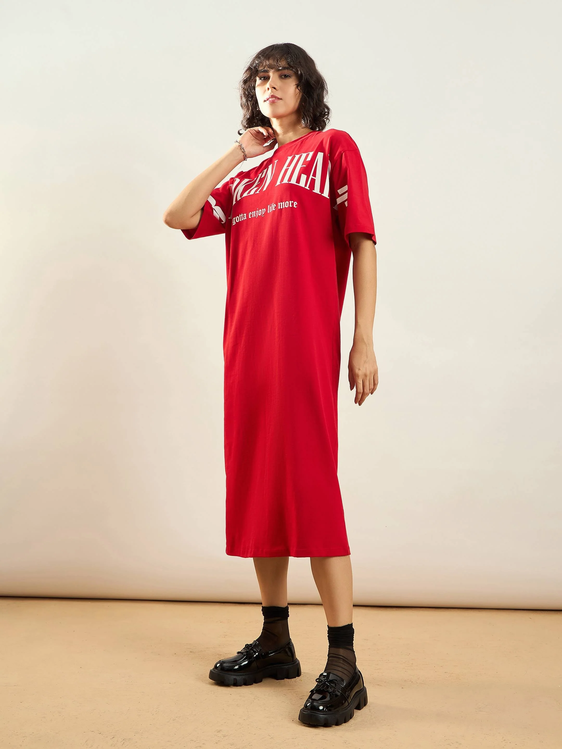 Women Red BROKEN HEART Printed T-Shirt Dress - Image 5