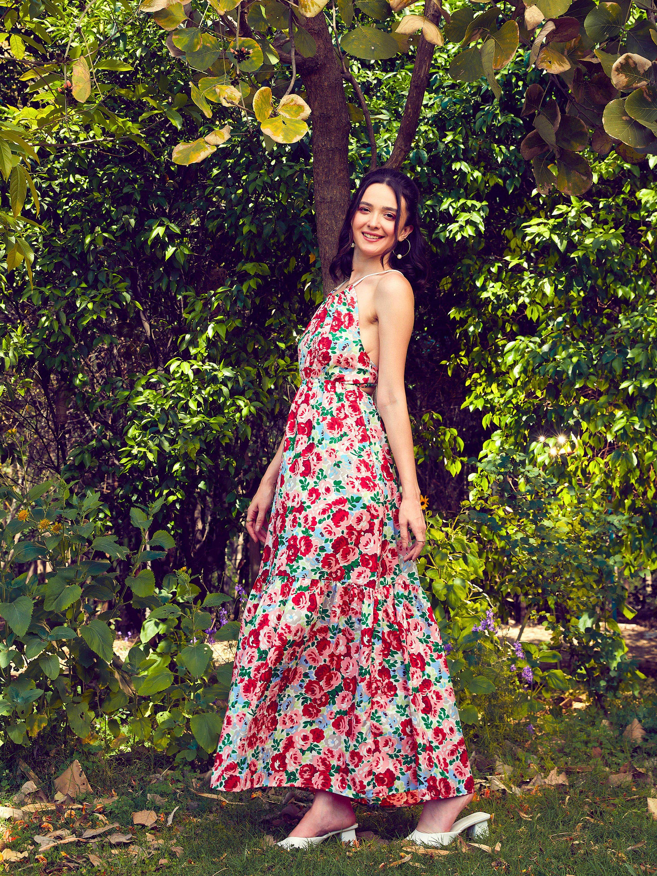 Women Red Floral Backless Maxi Dress - Image 5