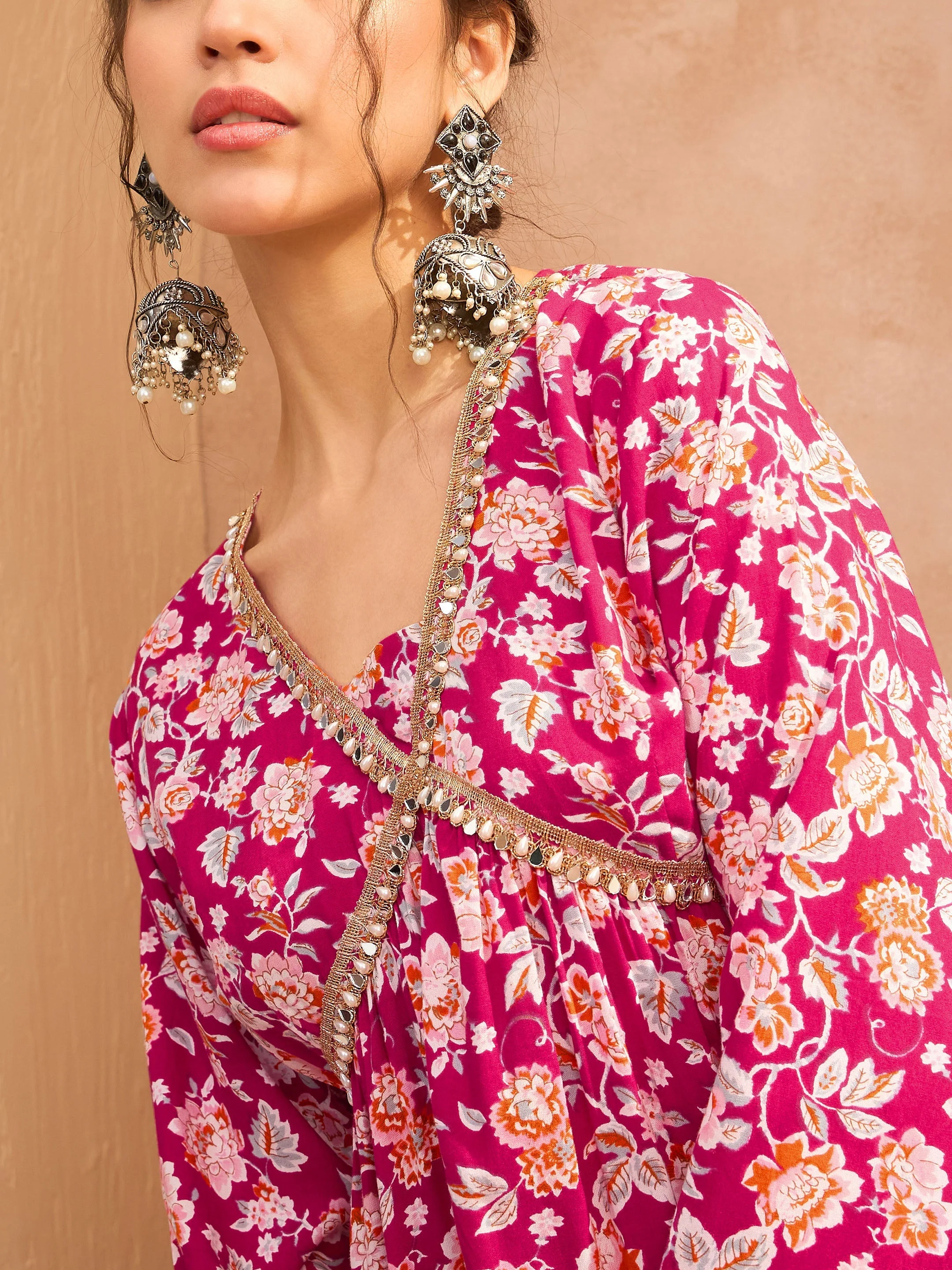 Women Red Floral Cambric Peplum Top With Sharara Pants - Image 4