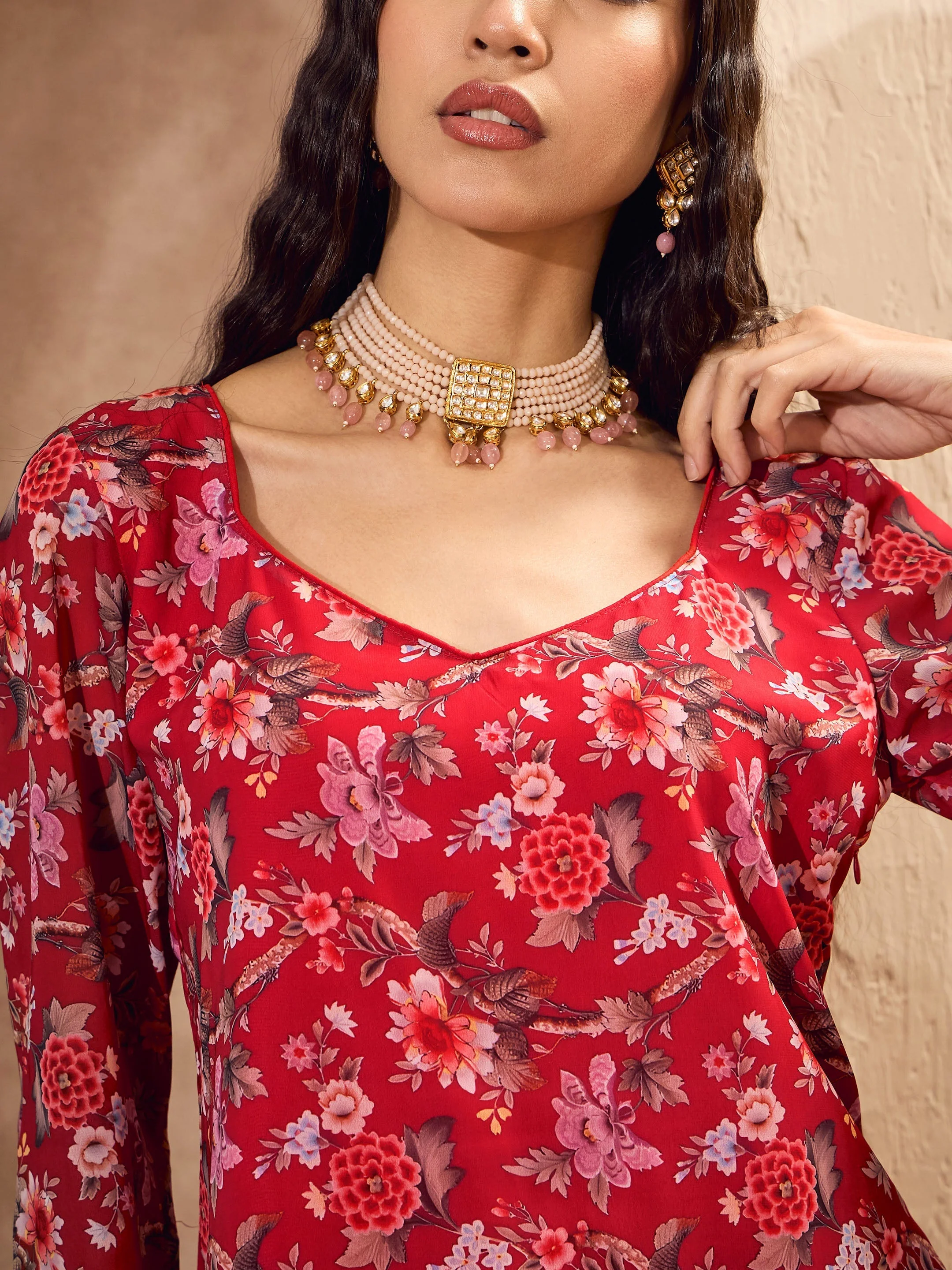 Women Red Floral Short Kurta With Tiered Sharara - Image 4