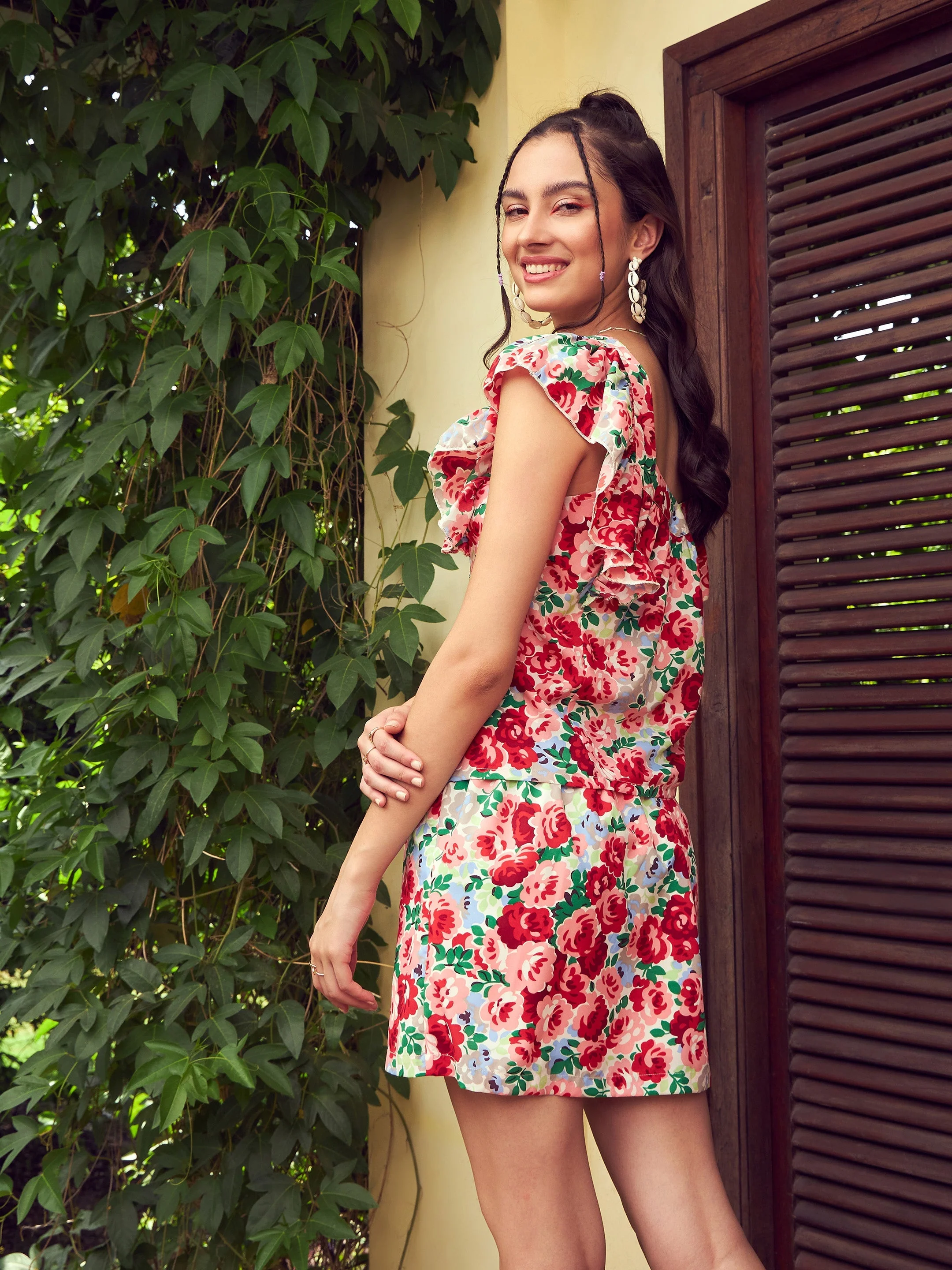 Women Red Floral Sweetheart Neck Top With Mini Skirt - Image 6