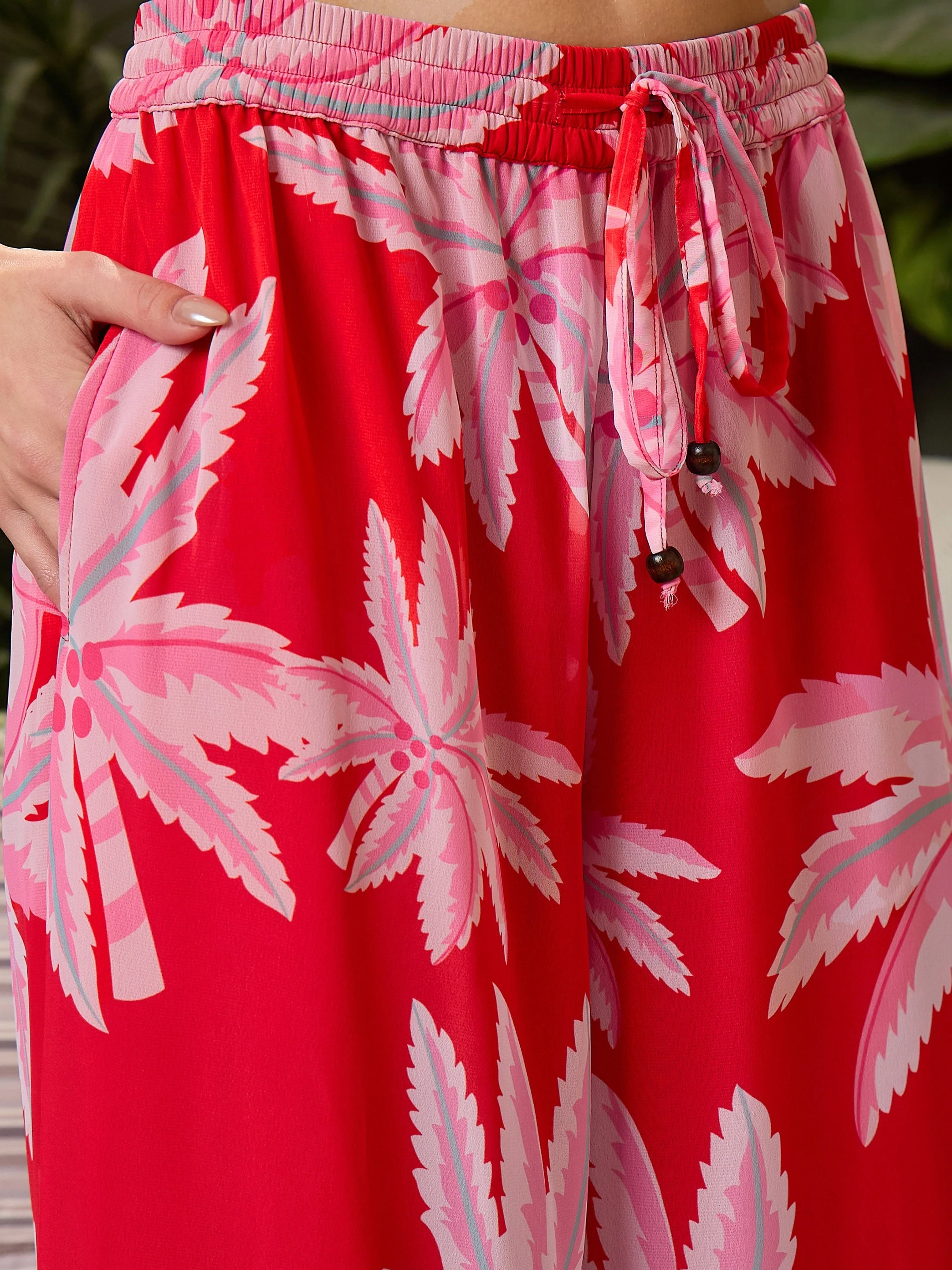 Women Red Floral Tube Top With Flared Pants - Image 5