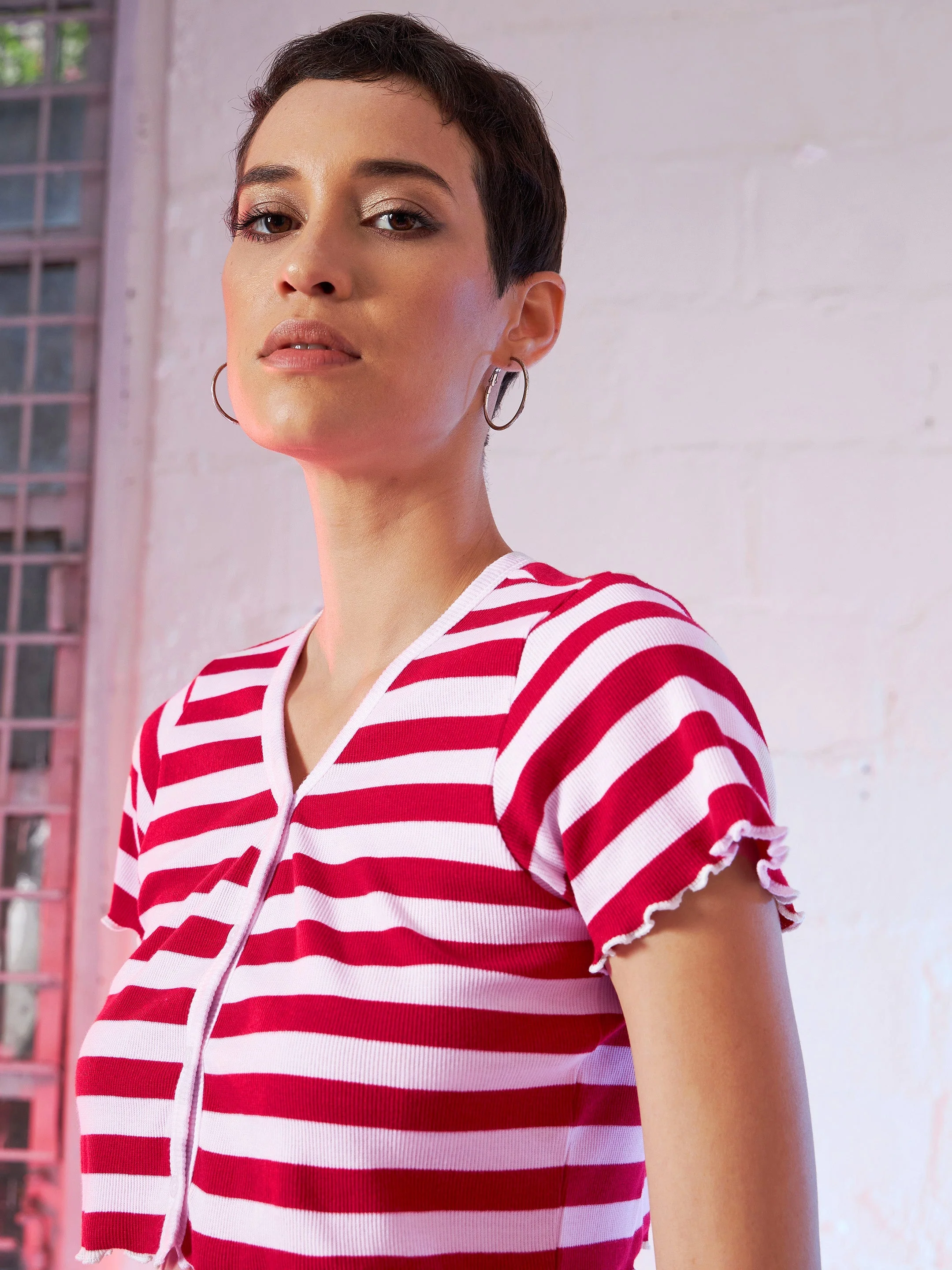 Women Red & Pink Stripes V-Neck Rib Crop Top - Image 4