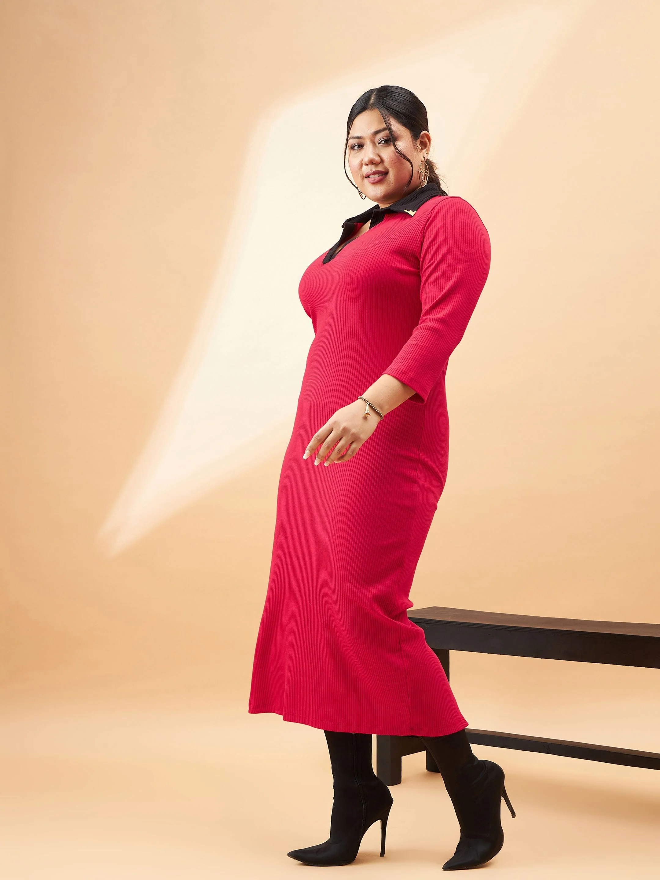 Women Red Rib Contrast Collar Midi Dress - Image 3