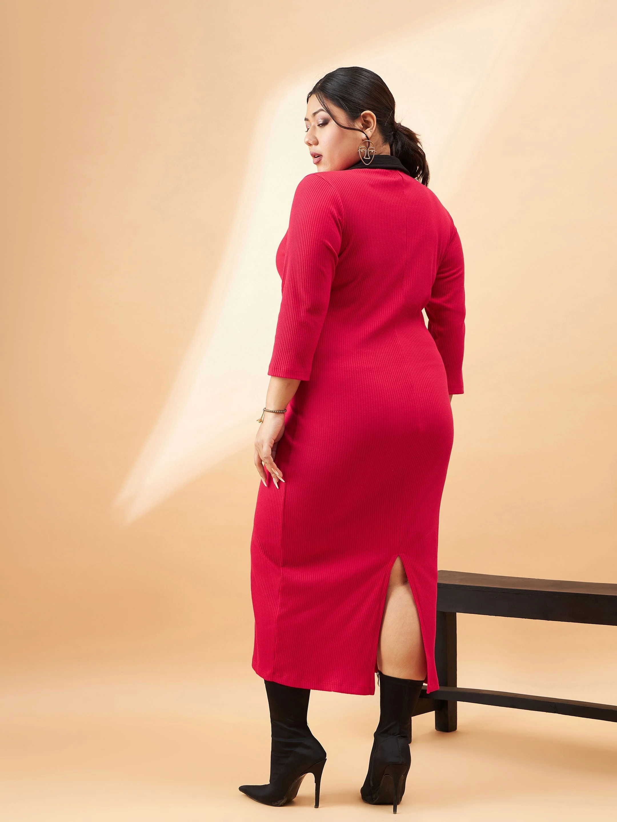 Women Red Rib Contrast Collar Midi Dress - Image 5