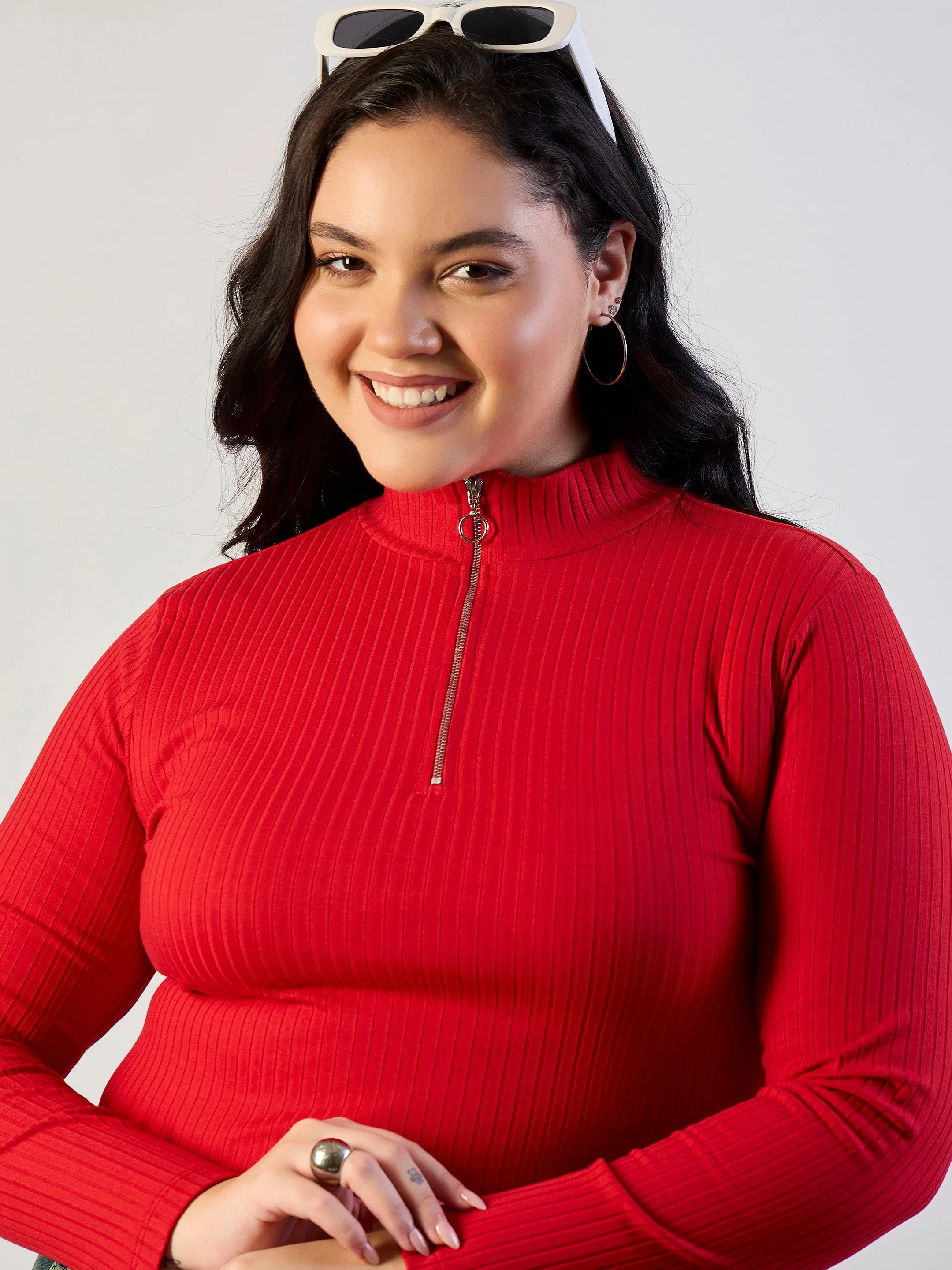 Women Red Rib Front Zipper Top - Image 4