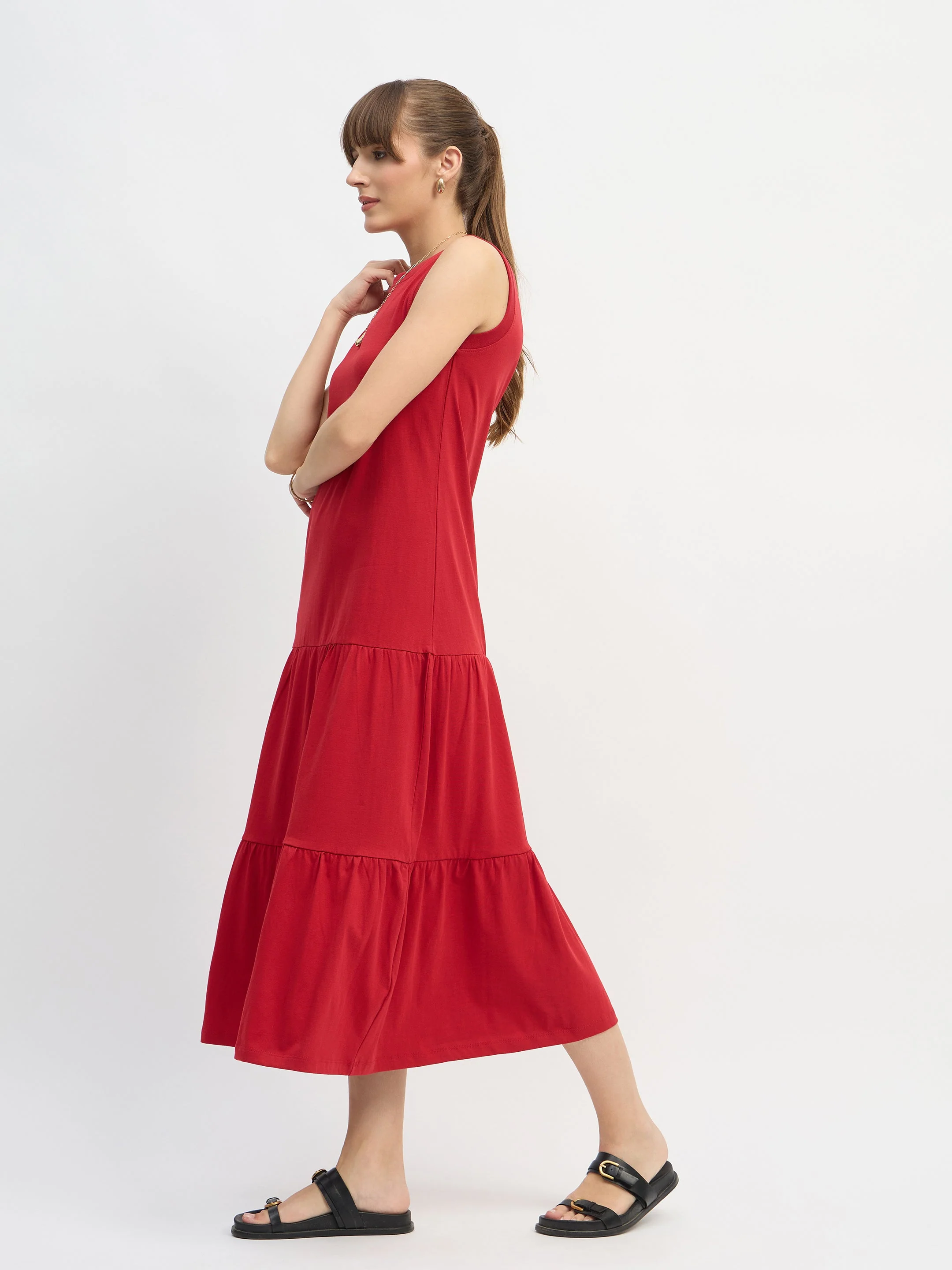 Women Red Sleeveless Tiered Midi Dress - Image 3