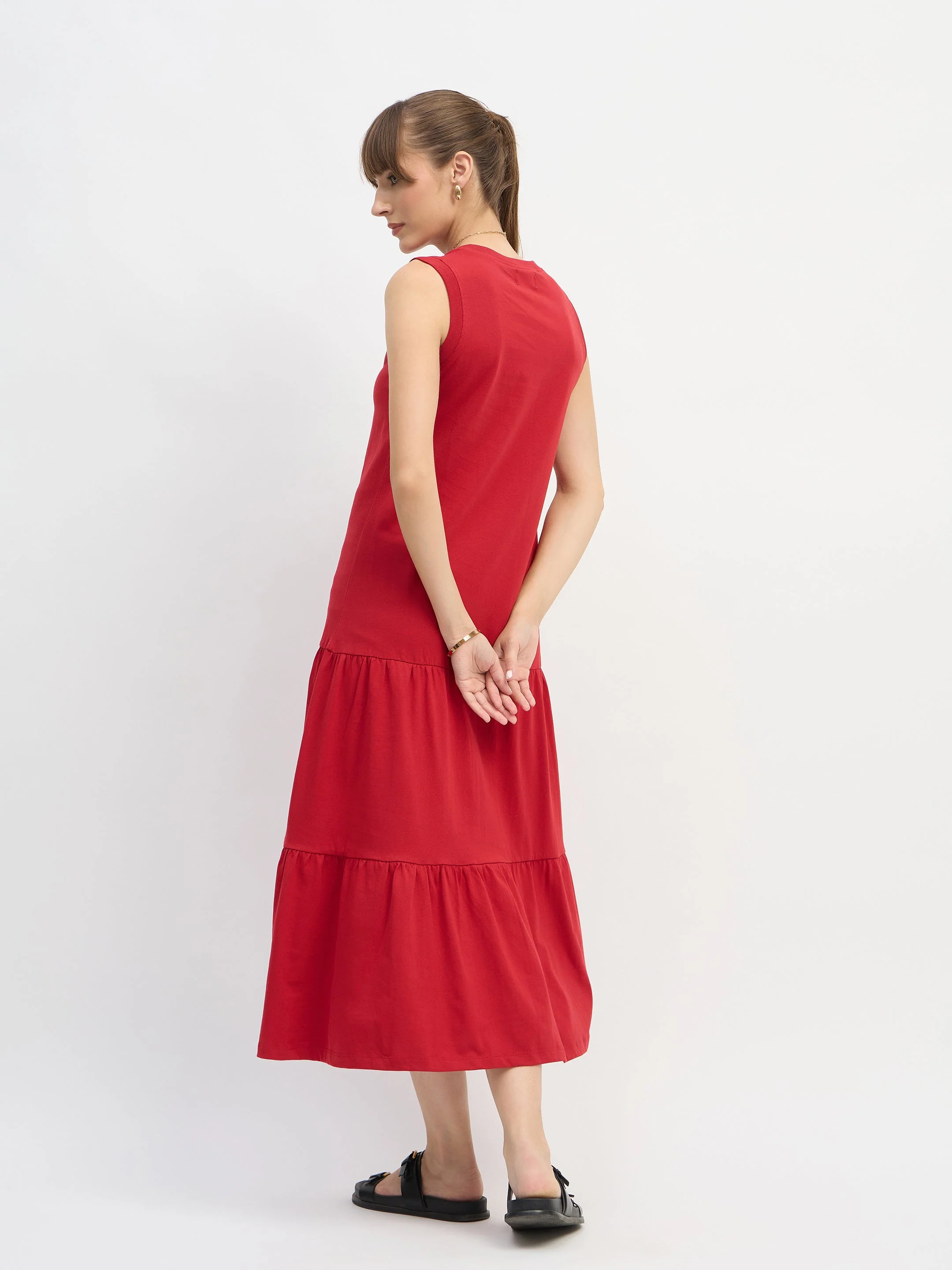 Women Red Sleeveless Tiered Midi Dress - Image 5