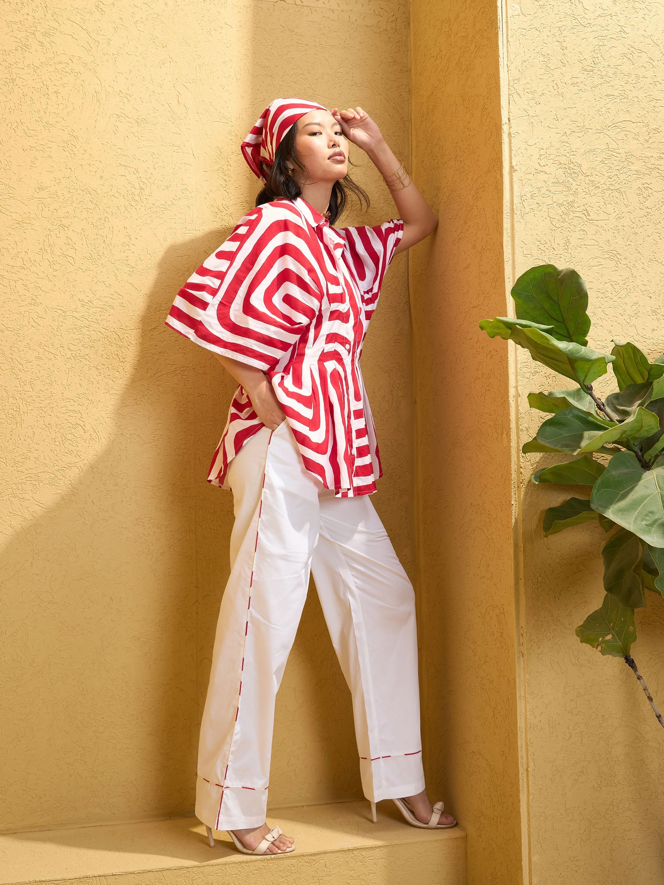 Women Red & White Geometric Shirt With Solid Pants - Image 4