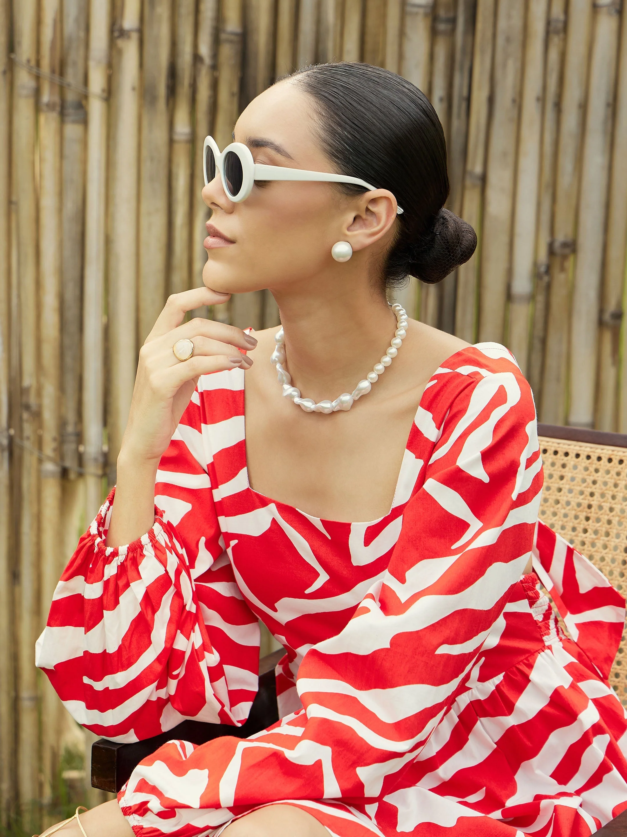 Women Red & White Printeded Back Tie Knot Dress - Image 2
