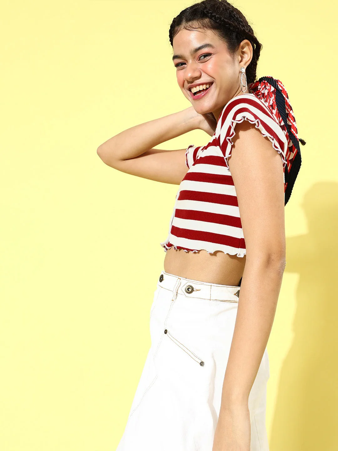 Women Red & White Stripe V-Neck Rib Crop Top - Image 3