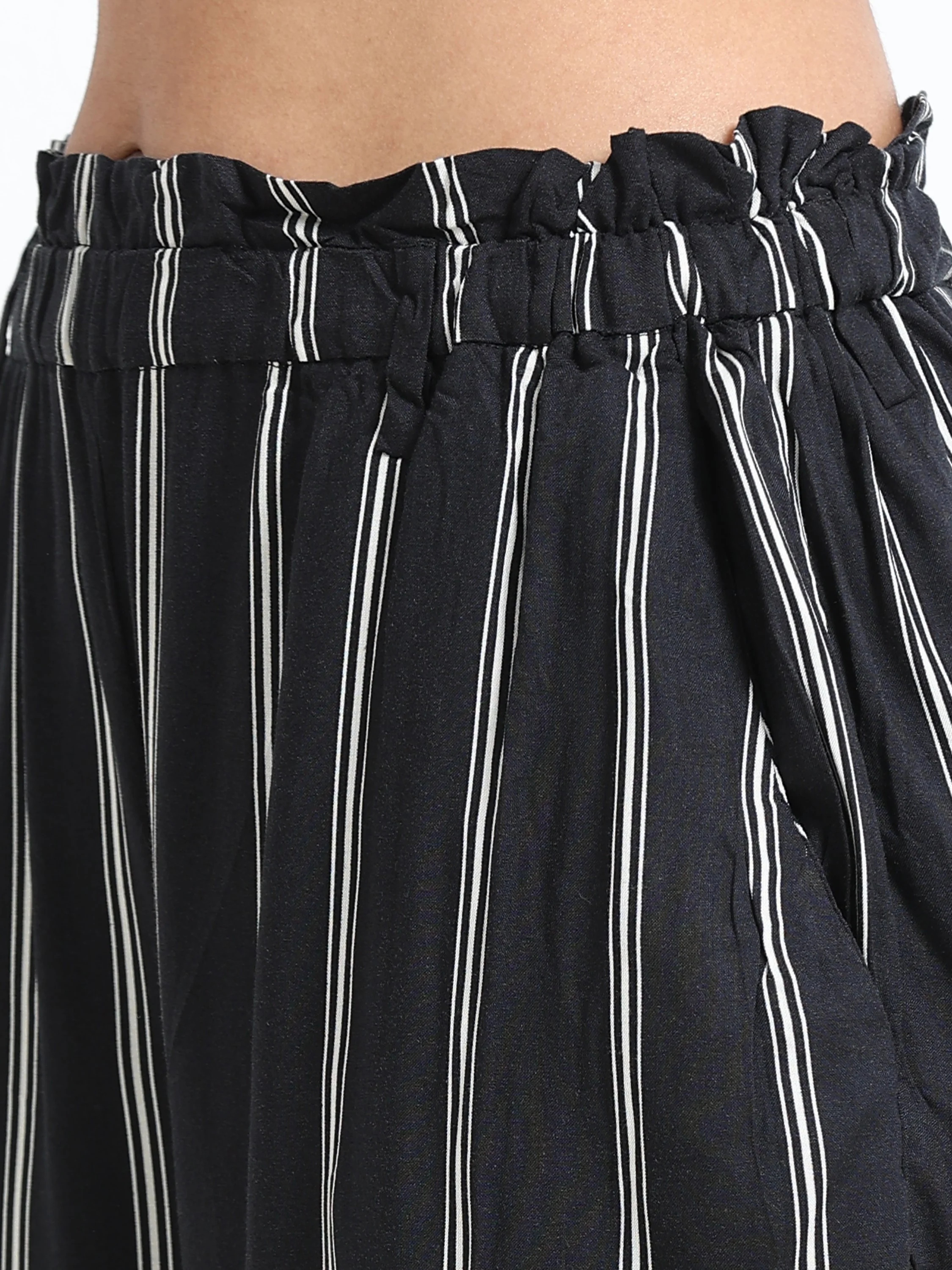 Women Black Regular Fit Striped Peg Trousers - Image 4