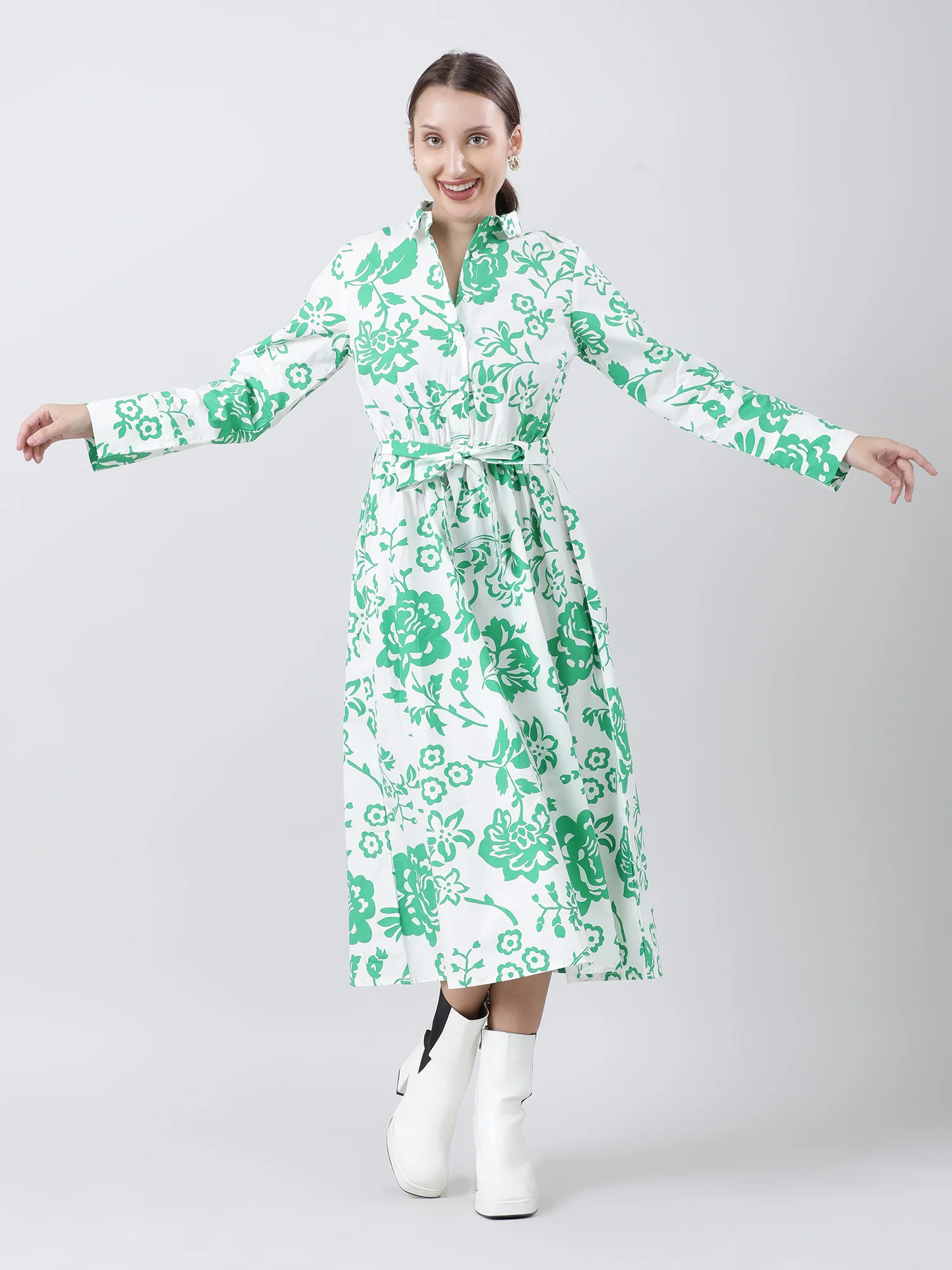 Women Regular Fit Green Printed A Line Midi Dress With Belt - Image 3