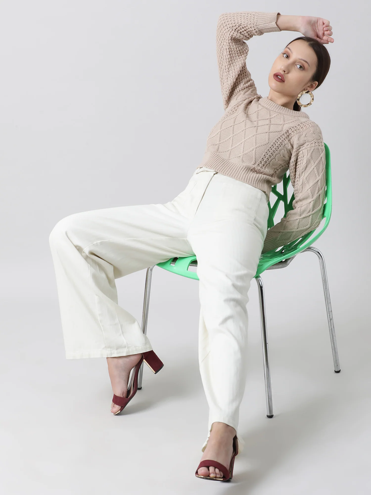 Women Regular Fit Knitted Beige Cropped Sweater - Image 7