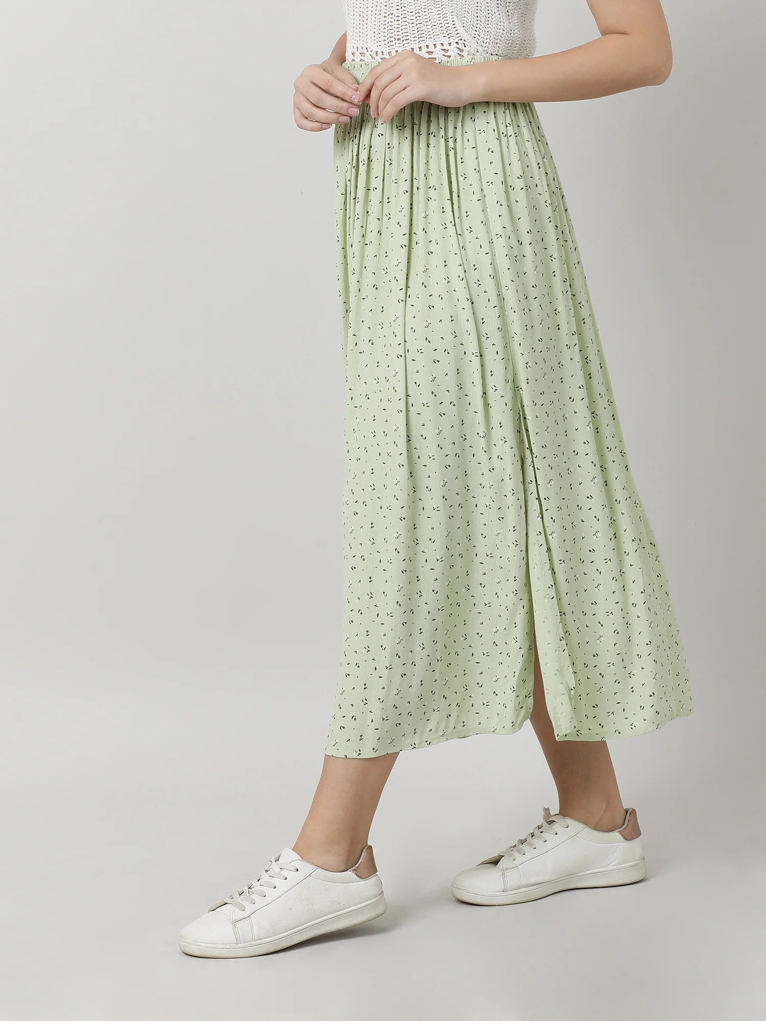 Women Regular Fit Printed Green Midi Skirt - Image 5