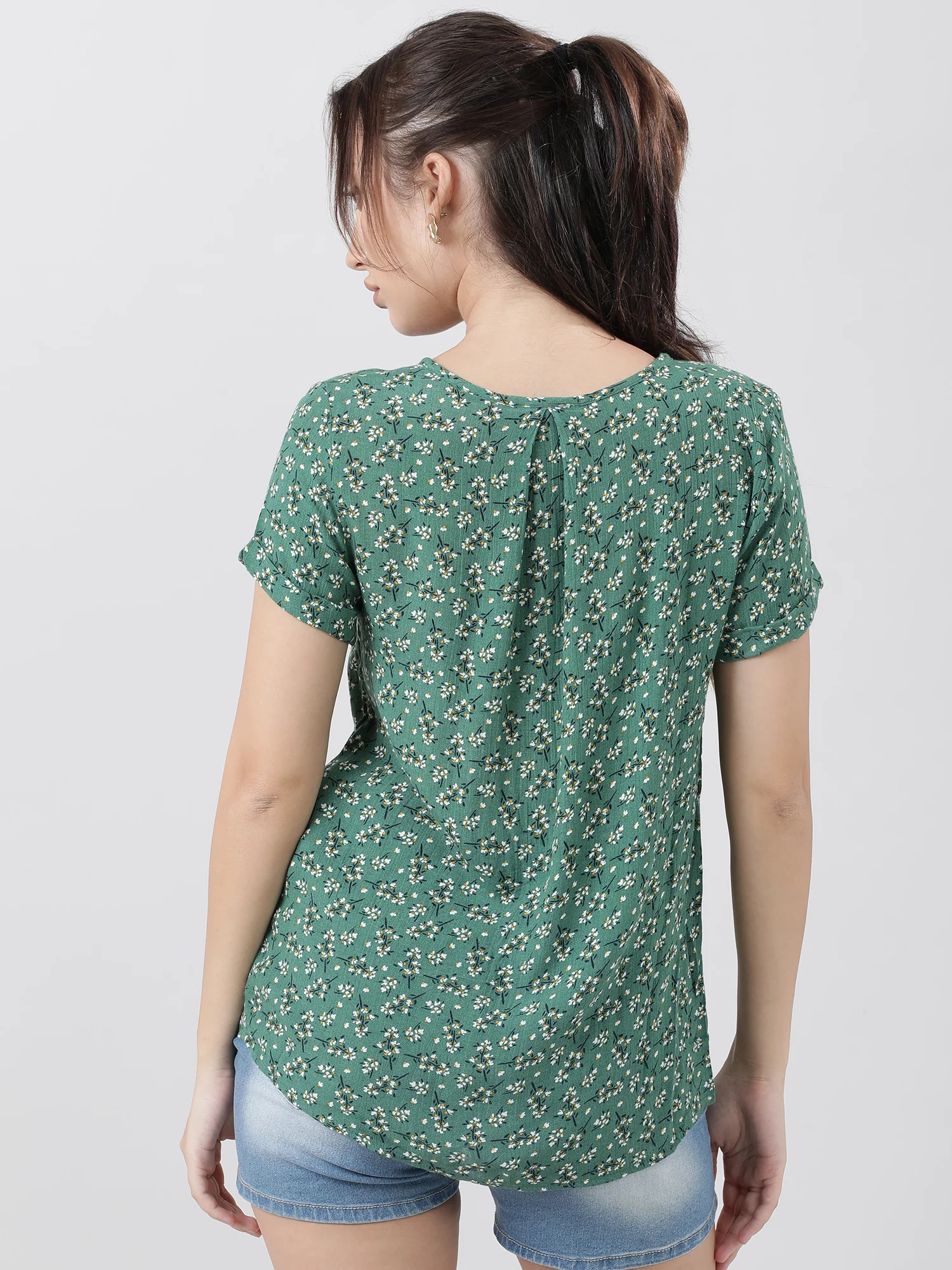 Women Regular Fit Printed Green Top - Image 5