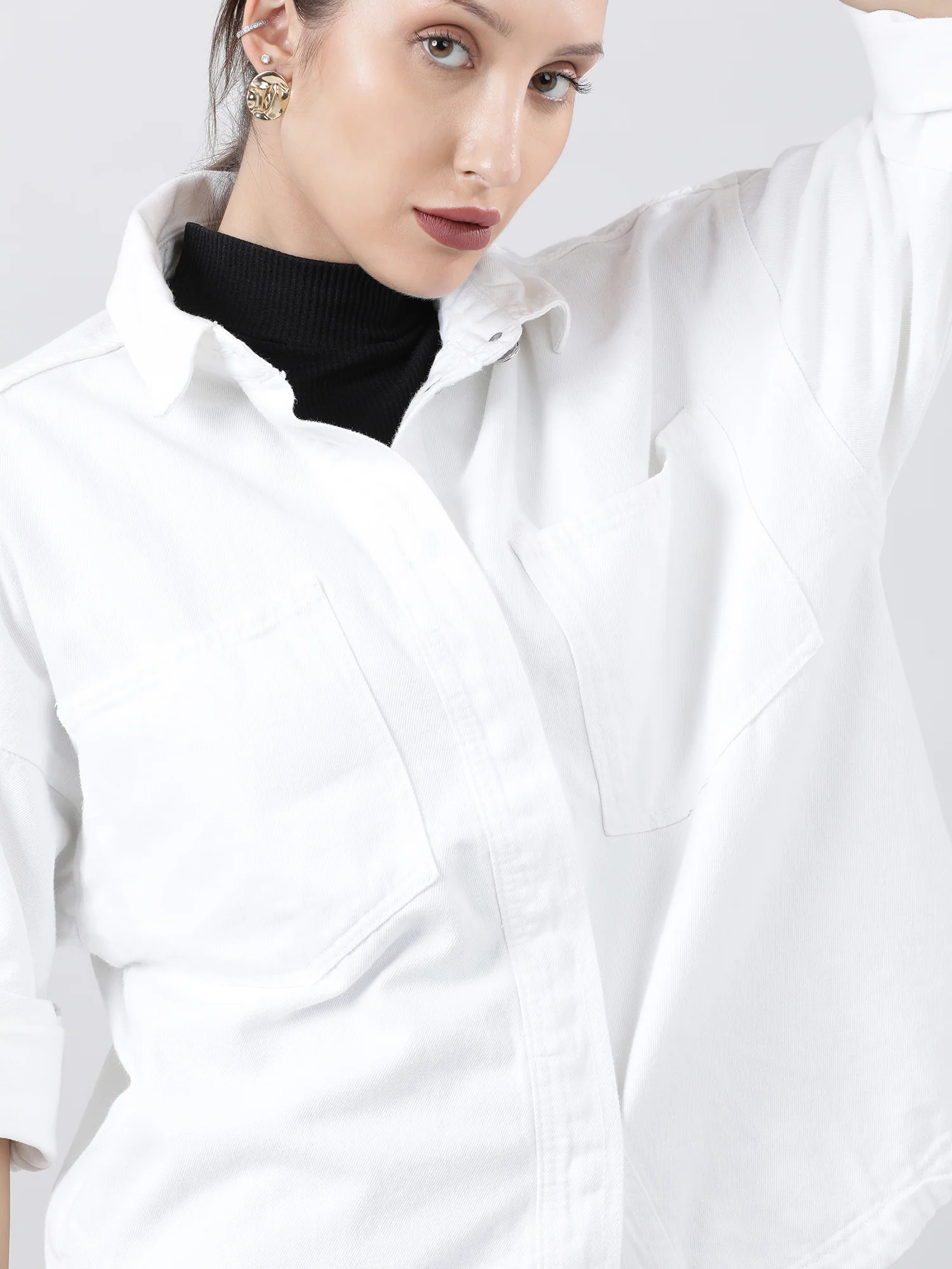 Women Regular Fit White Button Down Oversized Shirt - Image 5
